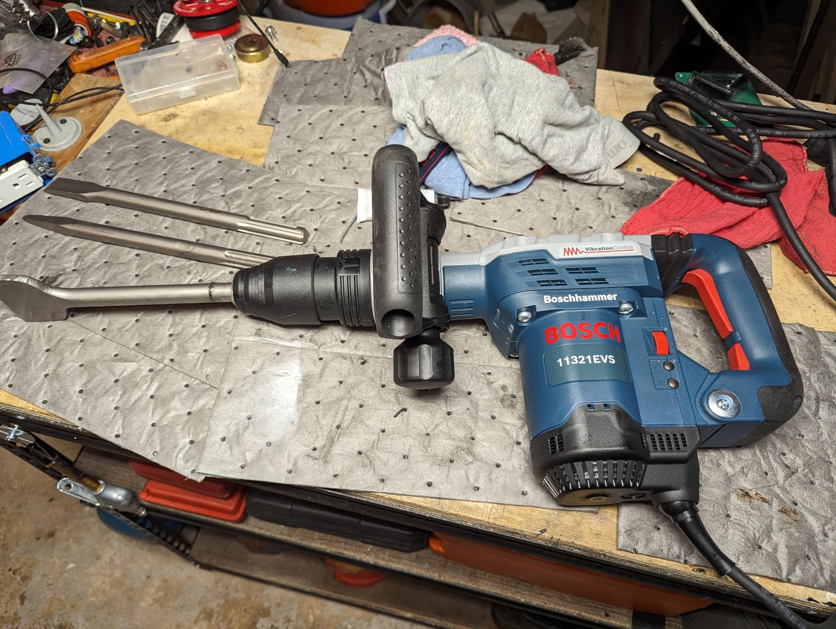 Bosch SDS-Max Demolition Hammer 11321EVS customer photo 1