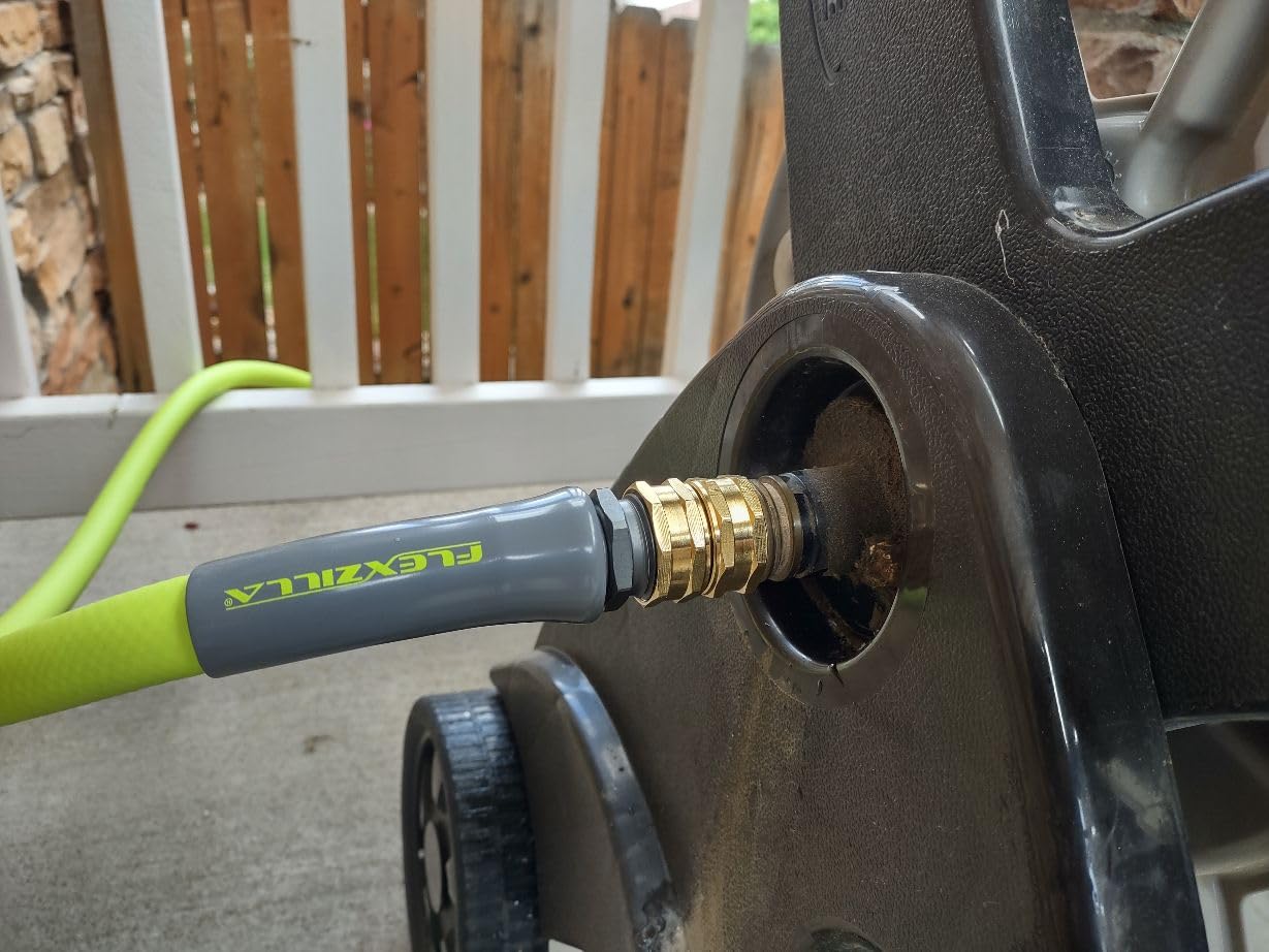 Flexzilla Garden Hose 5/8 in. x 50 ft., Lightweight All-Weather Water Hose, Durable and Flexible, Leak-Free Connections customer photo 2
