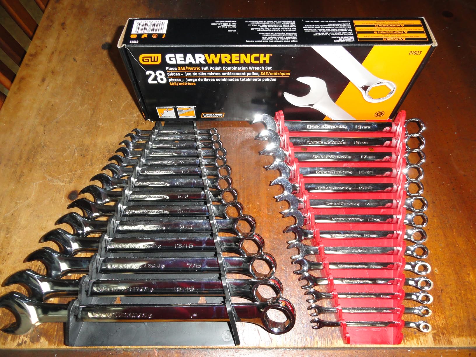 GEARWRENCH 28 Piece Combination Wrench Set | 6 Point | SAE & Metric | 81923 customer photo 2