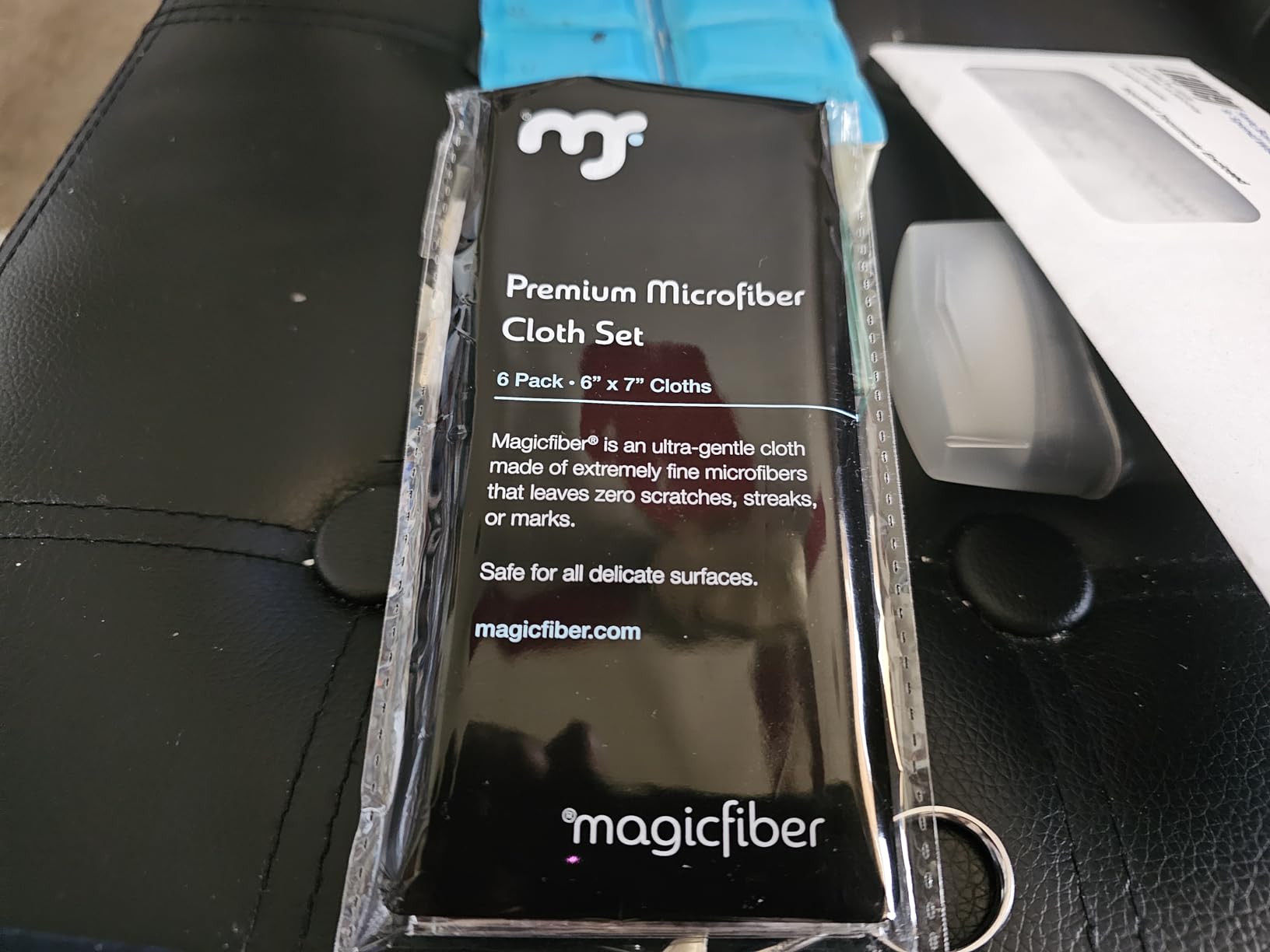 MagicFiber Microfiber Cleaning Cloth, 6 Pack - Premium Cloth for Glasses, Lens, Screens & More customer photo 1