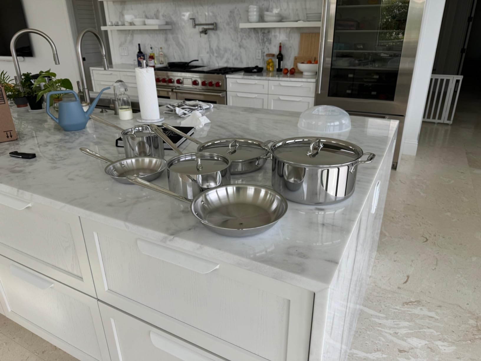 All-Clad D3 Stainless Steel 10 Piece Cookware Set - Made in USA - Includes Frying Pans, Saucepan, Saute Pan, Stockpot - Professional Grade - Oven Safe & Induction Compatible customer photo 2