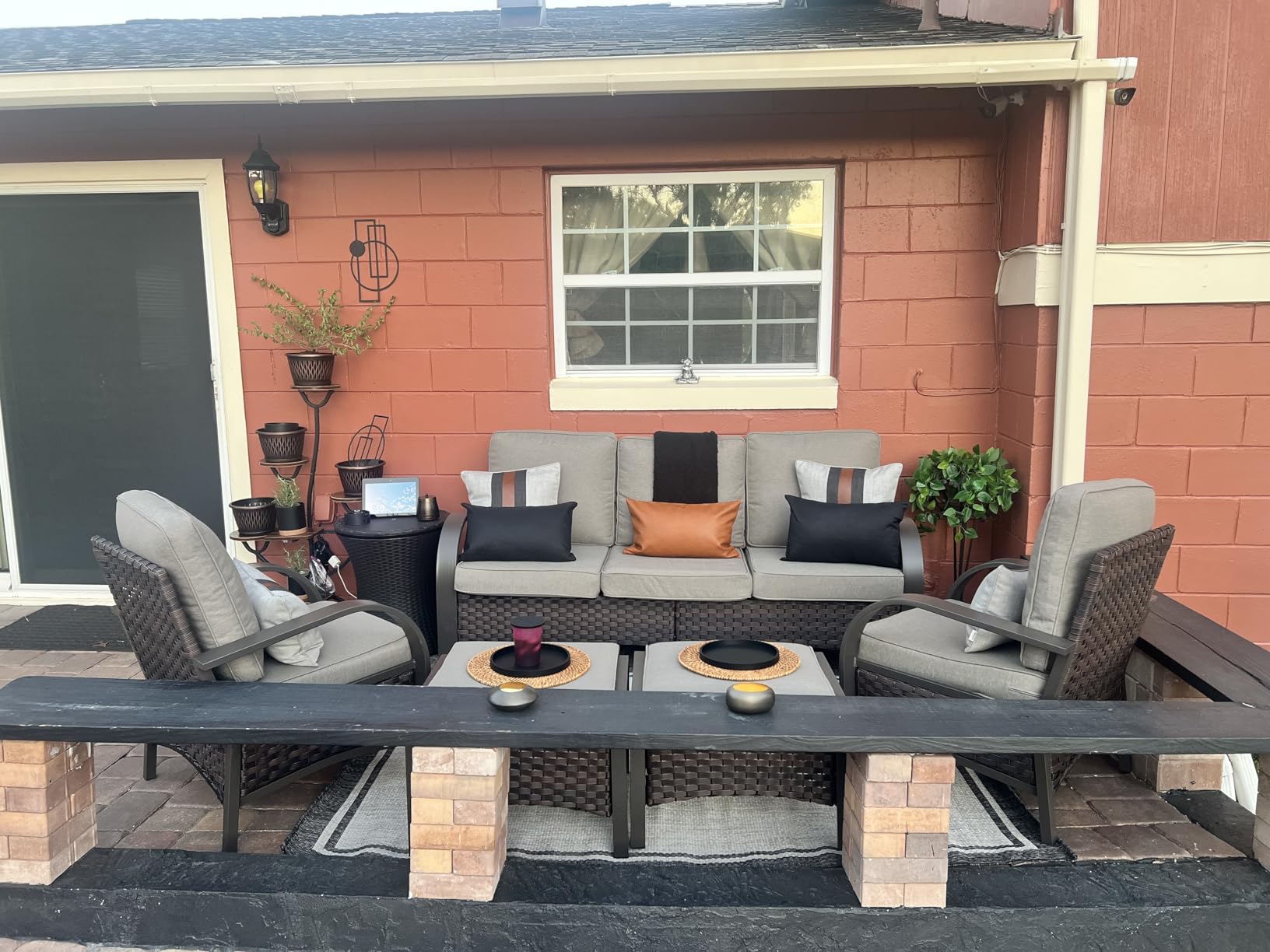 Keter Pacific Cool Bar Outdoor Patio Furniture and Hot Tub Side Table with 7.5 Gallon Beer and Wine Cooler, Espresso Brown customer photo 2