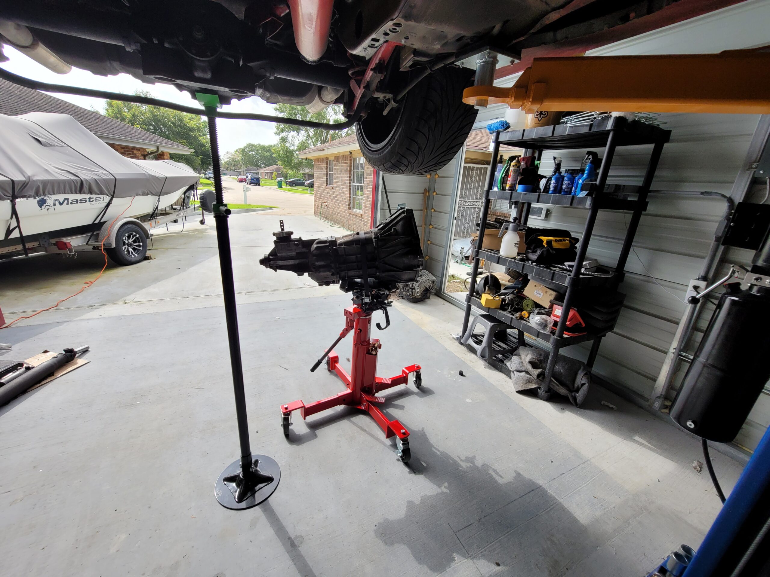 SUNEX Tools 1,000 lb. Air and Hydraulic Telescopic Transmission Jack with Adjustable Saddle Arms, 35.5 in. to 73.5 in. Lift Range, Model 7796 customer photo 1