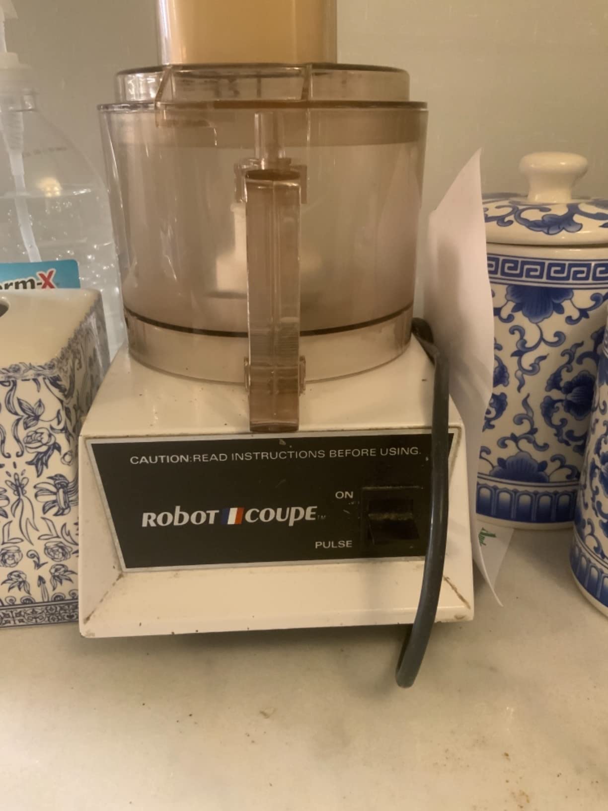 Robot Coupe R2B CLR Commercial Cutter Mixer With 2.9 Liter Clear Polycarbonate Batch Bowl, 1-HP customer photo 1