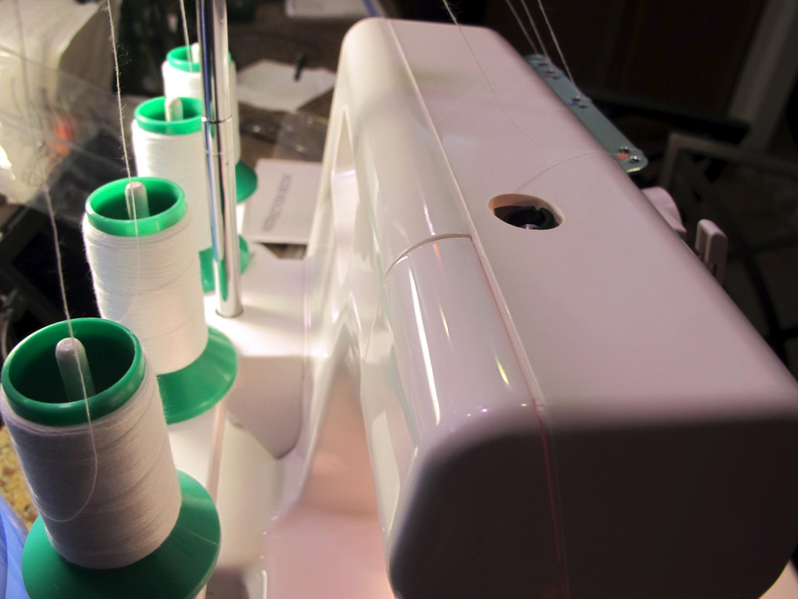 Janome 8002D Overlock Machine - 3/4 Thread Serger Sewing Machine with Differential Feed System for Extra-Smooth Seams, 1300 Stitches Per Minute and Easy Threading customer photo 1