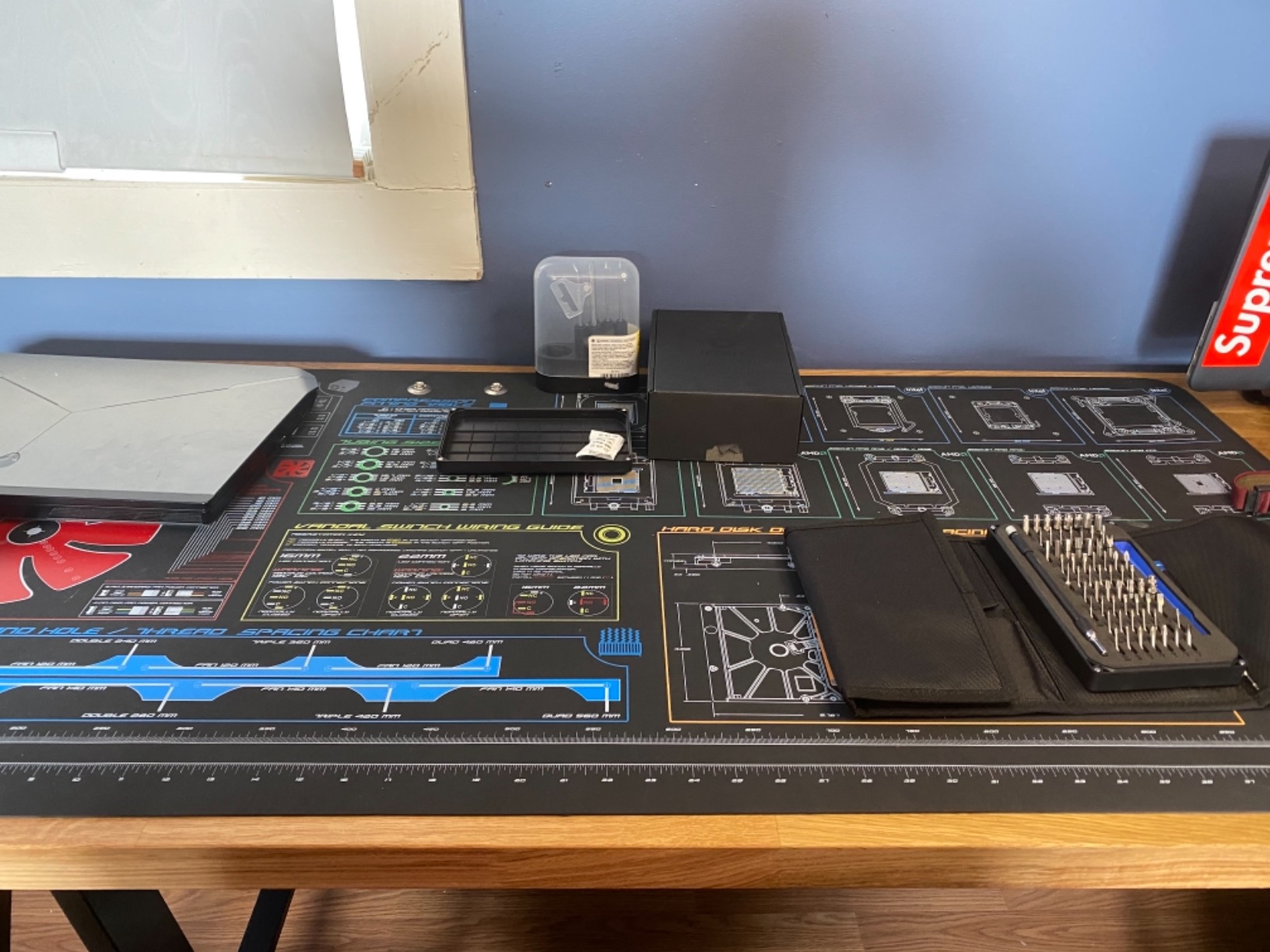 Xtreme Super Large Anti-Static Mod-Mat Work and Assembly Surface (Over 47