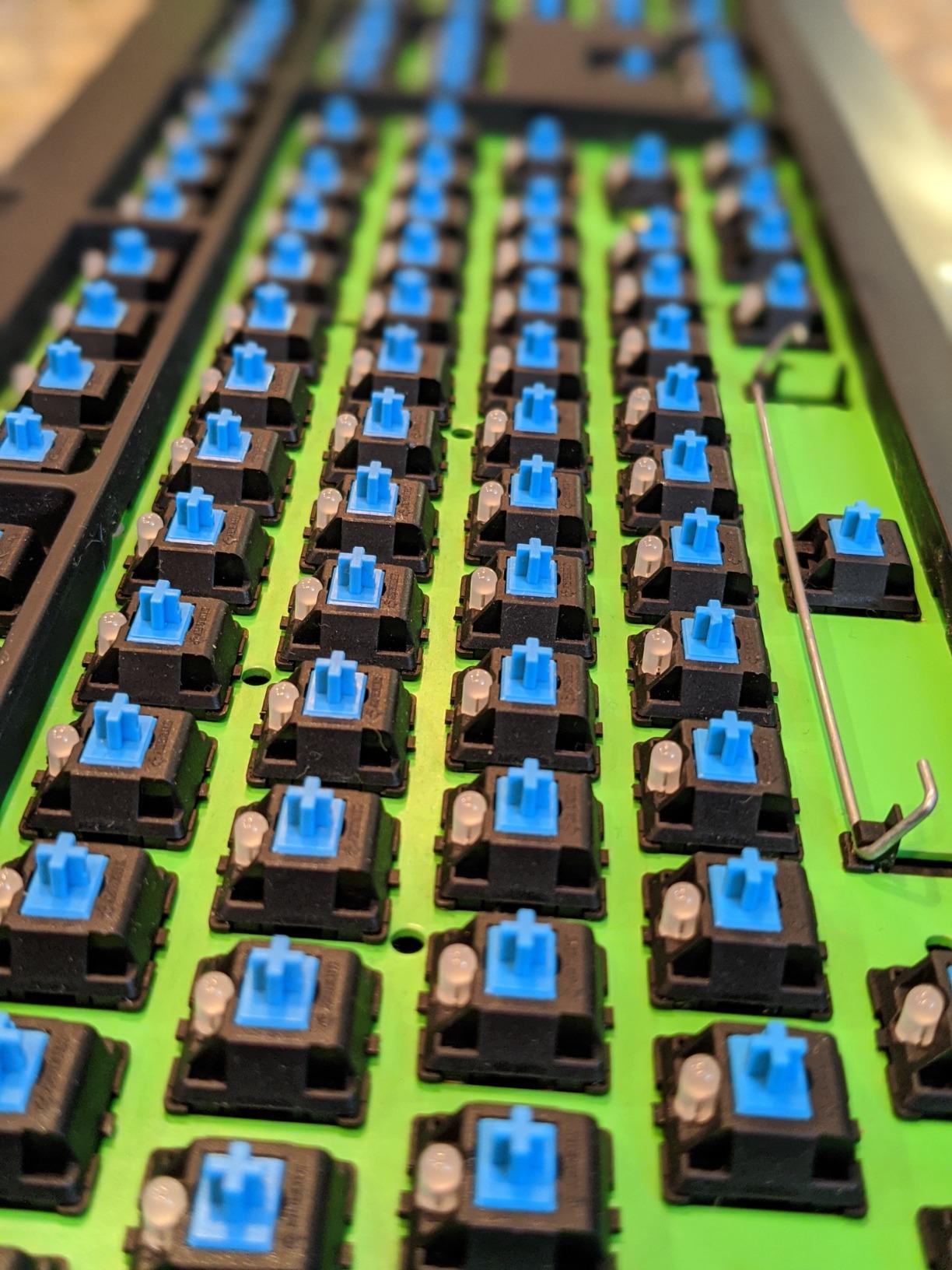 Office Depot Cleaning Duster, 10 Oz Compressed Canned Air for Electronics, Keyboard Cleaner for Computer, Laptop, PC, Printer, Office Equipment, Moisture-Free, Pack of 3 customer photo 2