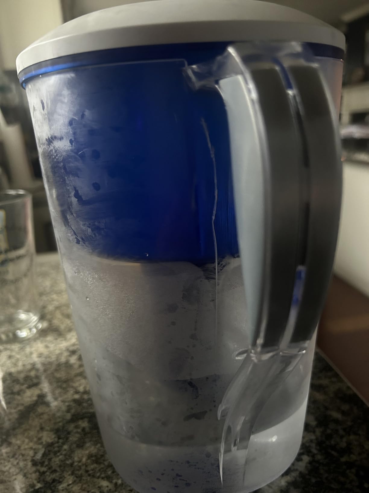 PUR 11-Cup Water Pitcher, 1 Genuine PUR Filter, Cleaner, Great-tasting Water, Dishwasher Safe, Powerful Filtration, Filter Change Light Indicator, LockFit Cap Design - White customer photo 2
