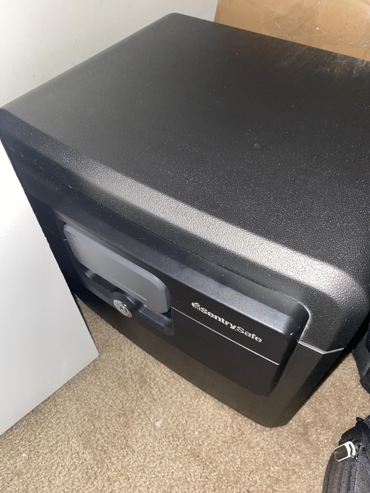 SentrySafe Black Fireproof and Waterproof Safe, File Folder and Document Box with Key Lock, Ex. 14.3 x 15.5 x 13.5 inches, HD4100 customer photo 2