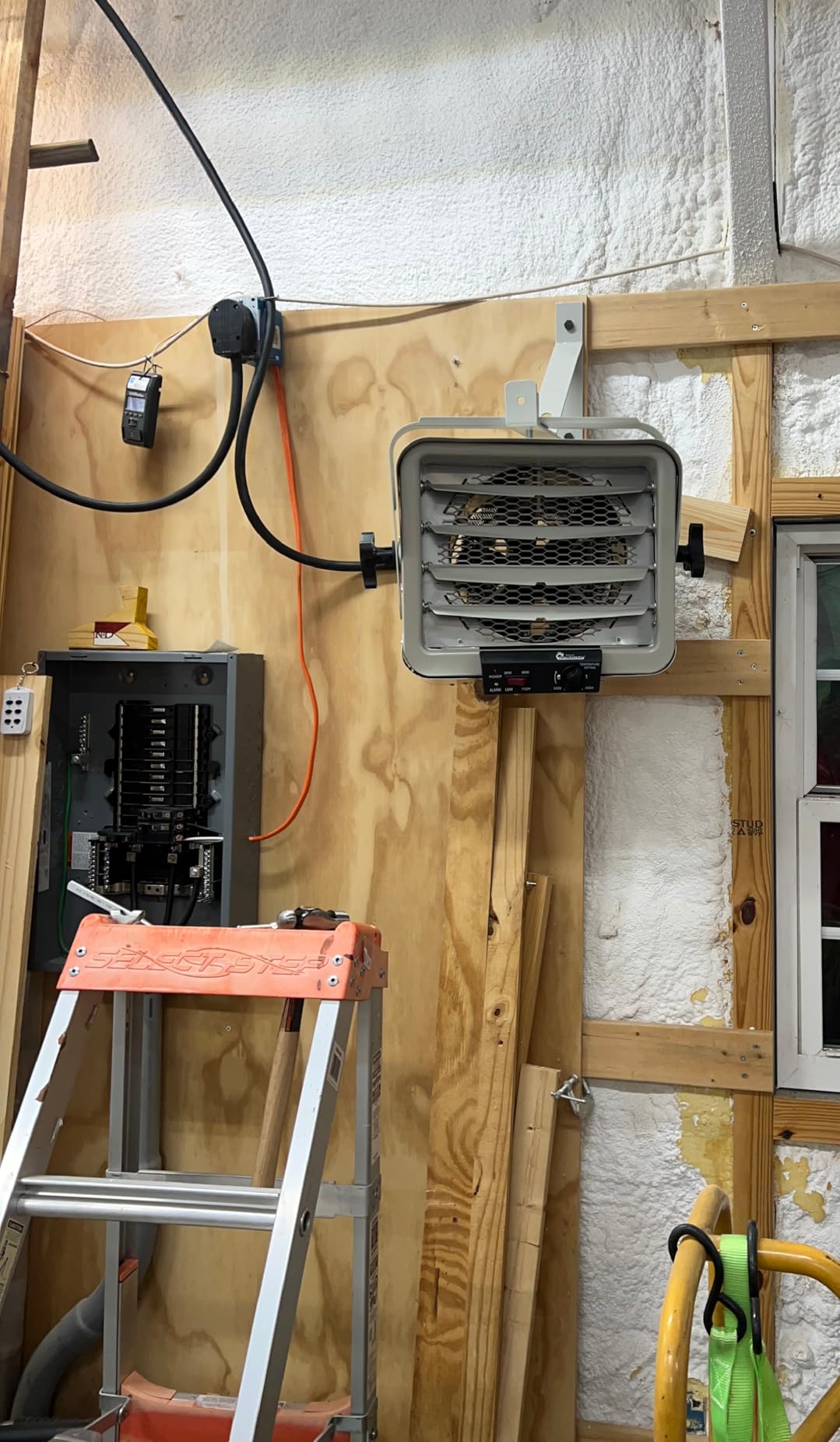 Dr. Infrared Heater DR-966 240-Volt Hardwired Shop Garage Commercial Heater, 3000 Watt / 6000 Watt customer photo 1