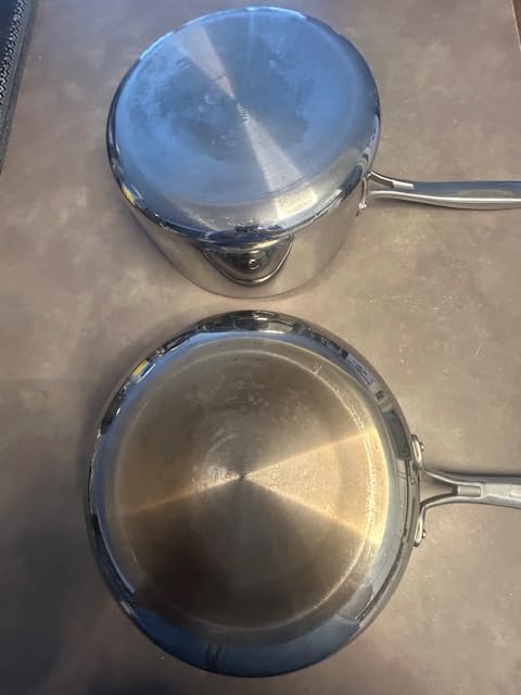 Tramontina Signature Tri-Ply Clad Stainless Steel 12-Piece Cookware Set with Lids, Pots and Pans Kitchen Set, Induction-Ready, Dishwasher-Safe, NSF-Certified, Made in Brazil customer photo 1