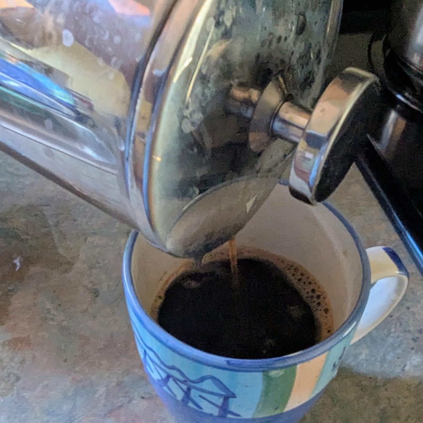 Secura French Press Coffee Maker, 304 Grade Stainless Steel Insulated Coffee Press with 2 Extra Screens, 34oz (1 Litre), Silver customer photo 1