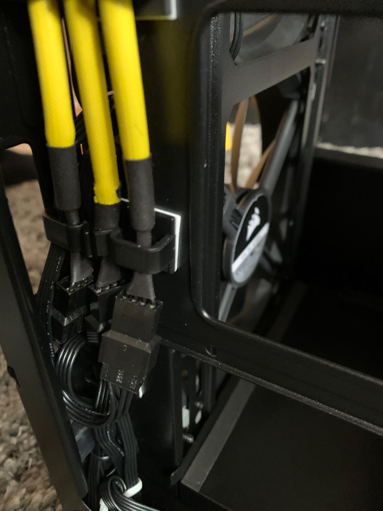 Noctua NA-SEC1, 4-Pin Extension Cables (30cm, Black) customer photo 1