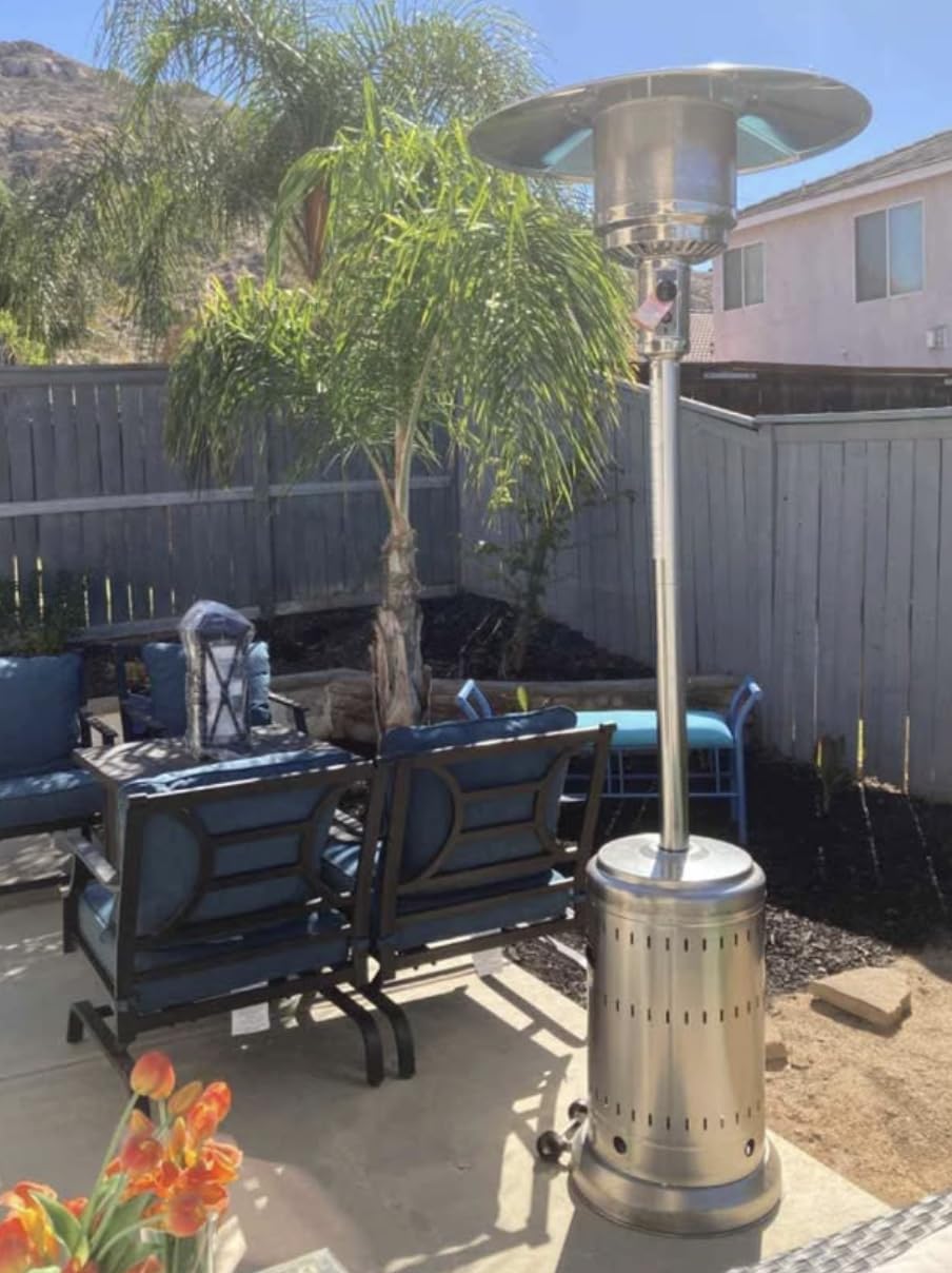 Amazon Basics 46,000 BTU Portable Outdoor Propane Patio Heater with Wheels, Commercial & Residential, Easy to Use, with Water Tank, Havana Bronze, 32.1 x 32.1 x 91.3 inches customer photo 1