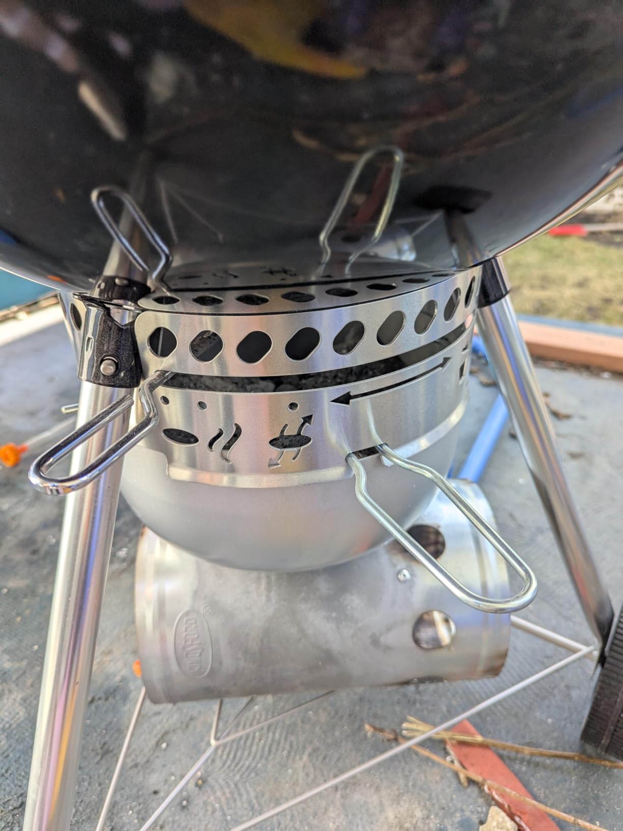 Weber Original Kettle Premium Charcoal Grill, 22-Inch, Black - Outdoor BBQ Grill with Built-In Thermometer, Heat Control Dampers and One-Touch Cleaning System customer photo 2