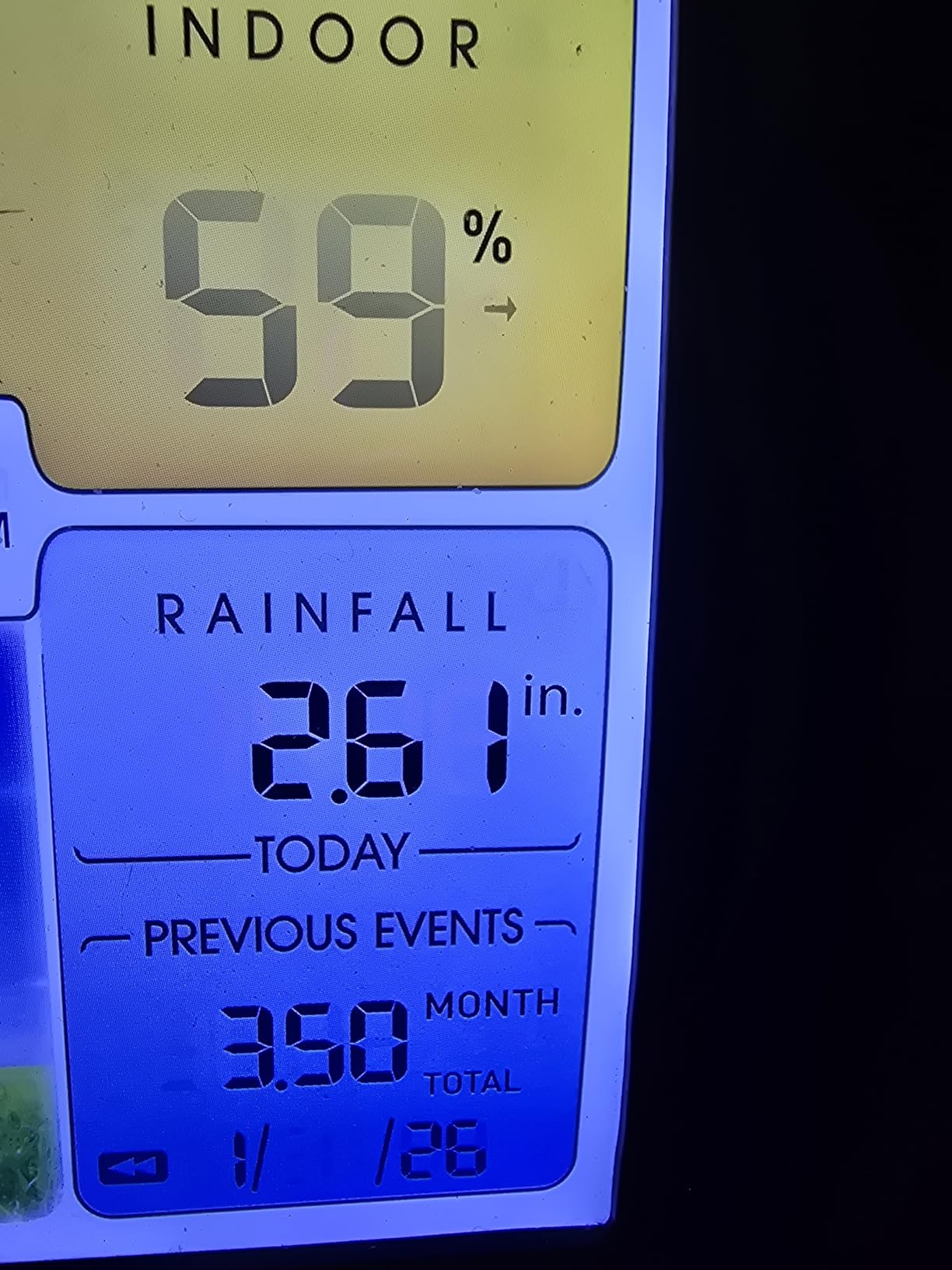 AcuRite Iris (5-in-1) Indoor/Outdoor Wireless Weather Station customer photo 2