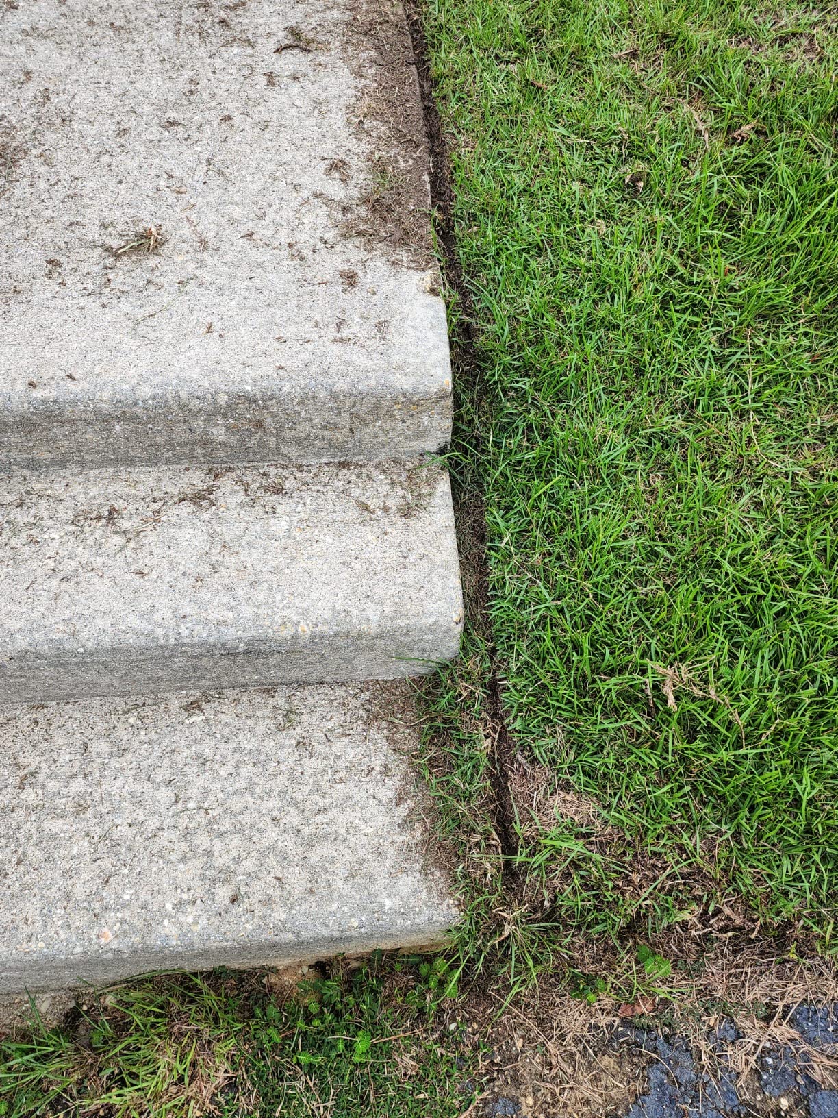 WORX 12 Amp 7.5'' Electric Lawn Edger & Trencher, Corded, WG896 customer photo 1