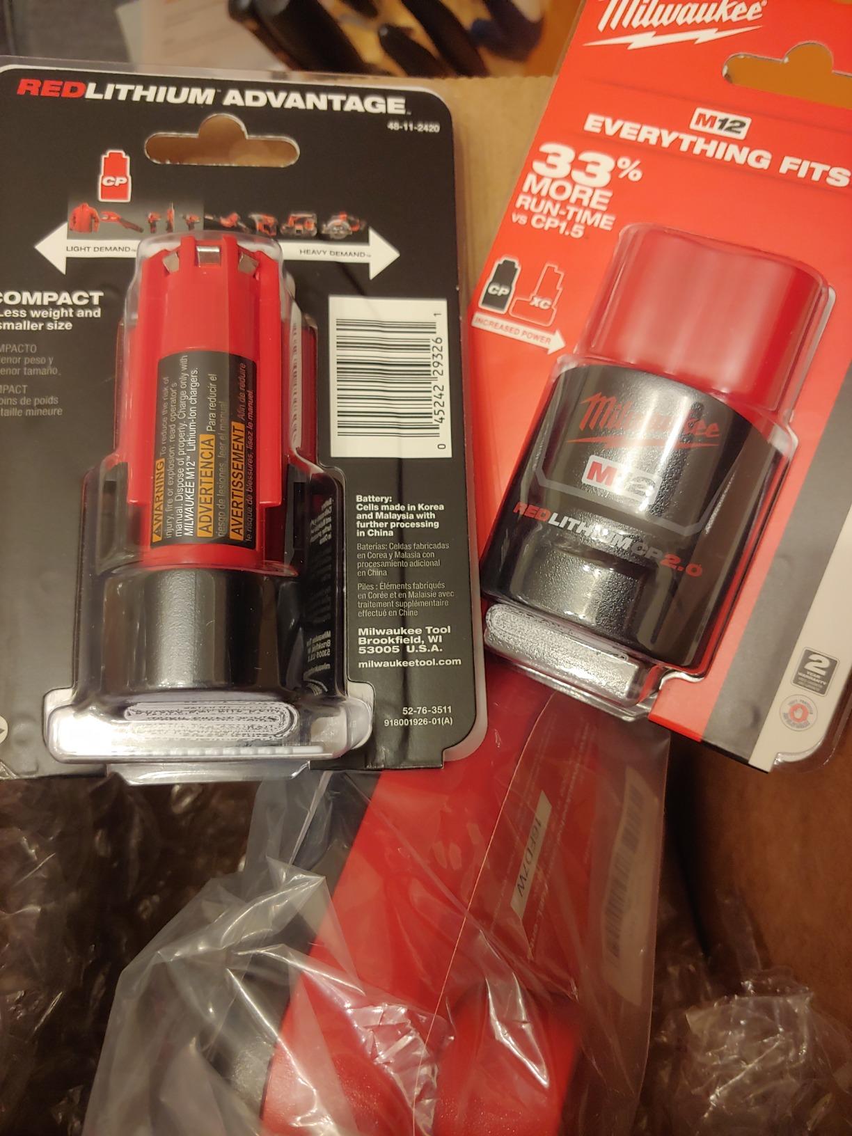 48-11-2420 (2) M12 REDLITHIUM 2.0 Compact 12V Batteries & M12 Lithium-ion Battery Charger (48-59-2401) KIT customer photo 2