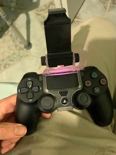 Mobile Phone Gaming Clip, Controller Phone Mount Support Holder Clamp for PS4/Xbox Series/Xbox One/Samsung Galaxy S8/iOS/Android-Maximum 6 inch Phone customer photo 1
