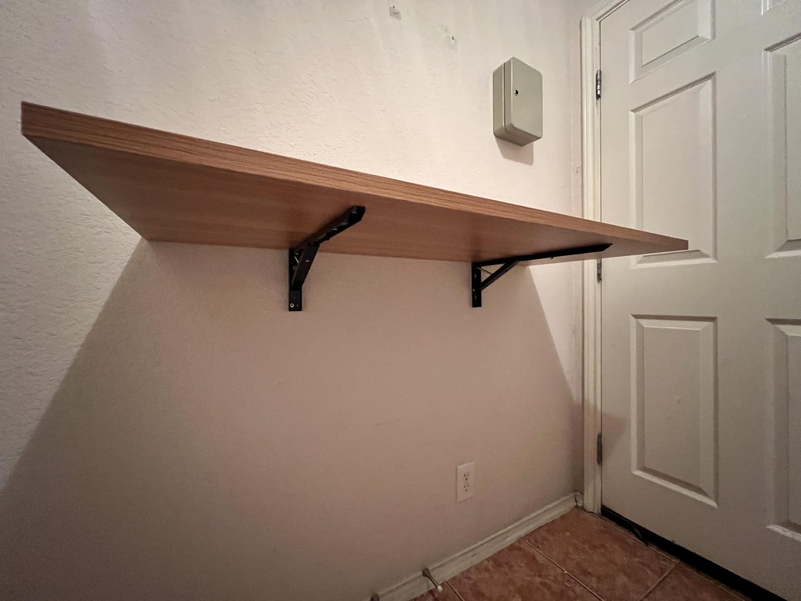 Need Fold Wall Mounted Table Folding Workbench Length 47.2