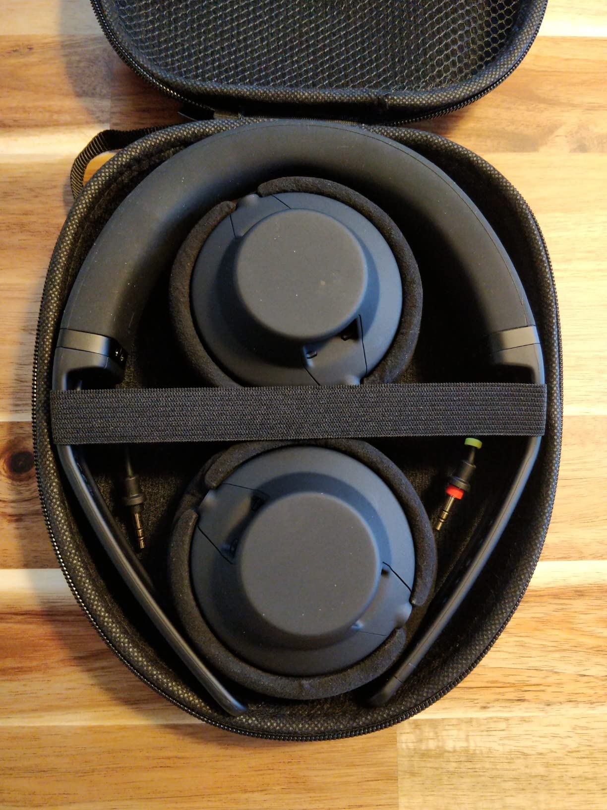 Hard Shell Carrying Headphones Case, Headset Travel Bag for JBL/Sony/Anker/BERIBES/KVIDIO Wireless On-Ear Headphones customer photo 2