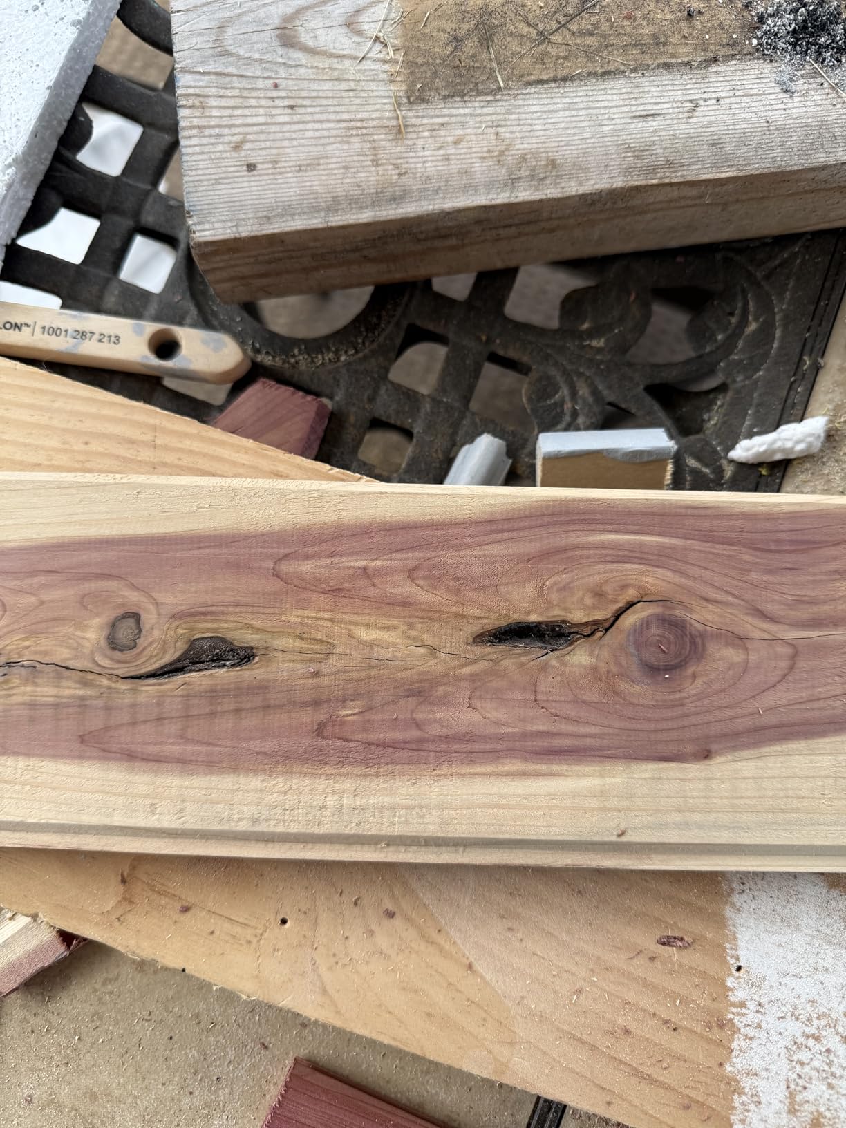 Cedar Elements Aromatic Red Cedar Planking Closet Liner 1/4 x3-3/4 x48 inch Unfinished Red Cedar Aromatic Cedar Tongue and Groove Wall Plank (15 Square Feet 1PK) customer photo 1