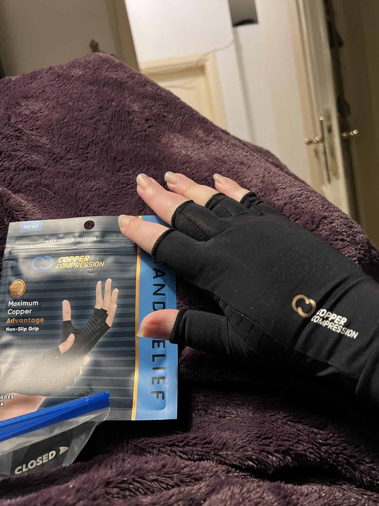 Copper Compression Arthritis Gloves | Fingerless Arthritis Carpal Tunnel Pain Relief Gloves For Men & Women | Hand Support Wrist Brace For Rheumatoid, Tendonitis, Swelling, Crocheting, Typing (M) customer photo 2