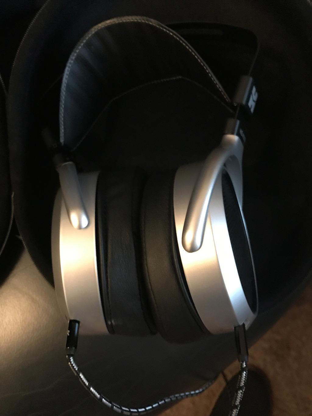 Brainwavz Angled Earpads for Cloud Alpha, HyperX, ATH M50X, M50BT, Turtle Beach & More | Extra Thick Memory Foam Ear Pads for Comfort, PU Black customer photo 1