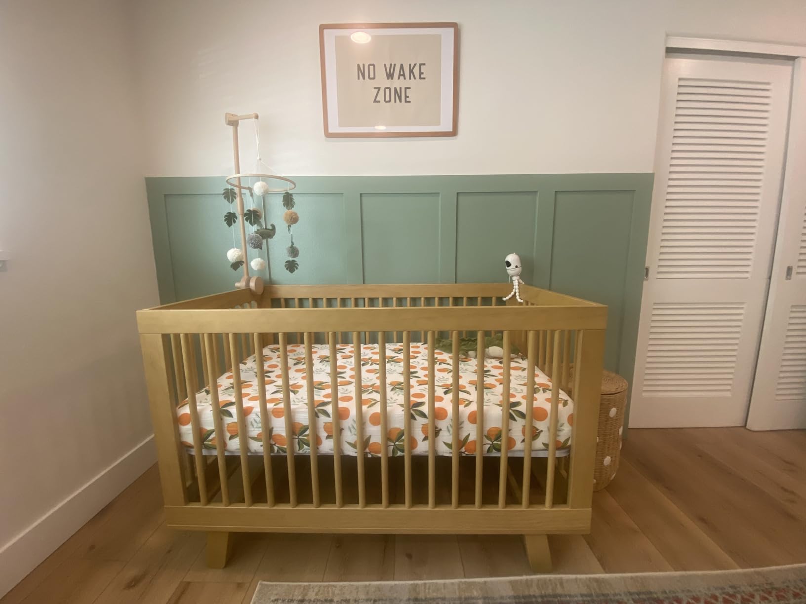 Hudson 3-in-1 Convertible Baby Crib - GREENGUARD Gold Certified - Convertible Crib to Toddler Bed and Daybed - Baby Bed with 4 Adjustable Heights - Wooden Crib - Washed Natural customer photo 2