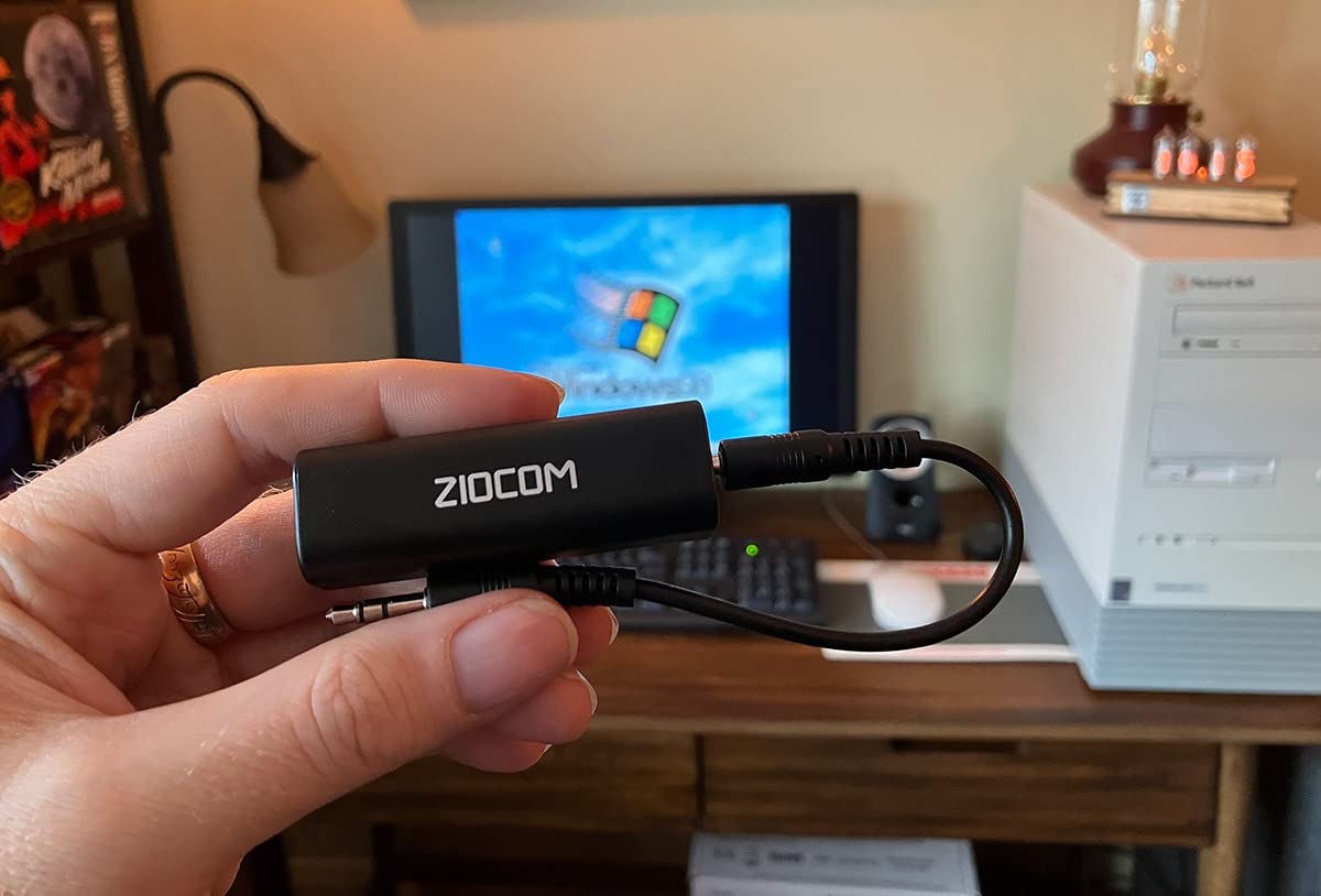 ZIOCOM Ground Loop Noise Isolator, Noise Filter, Eliminate The Buzzing Noise for Your Car Audio System/Home Stereo with Jack 3.5mm Audio Cable (1 Pack) customer photo 1