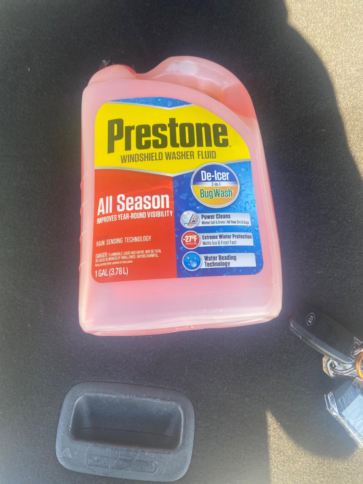 Prestone AS658 All Season 2-in-1 Windshield Washer Fluid, Year Round, De-Icer + Bugwash, 1 Gallon customer photo 1