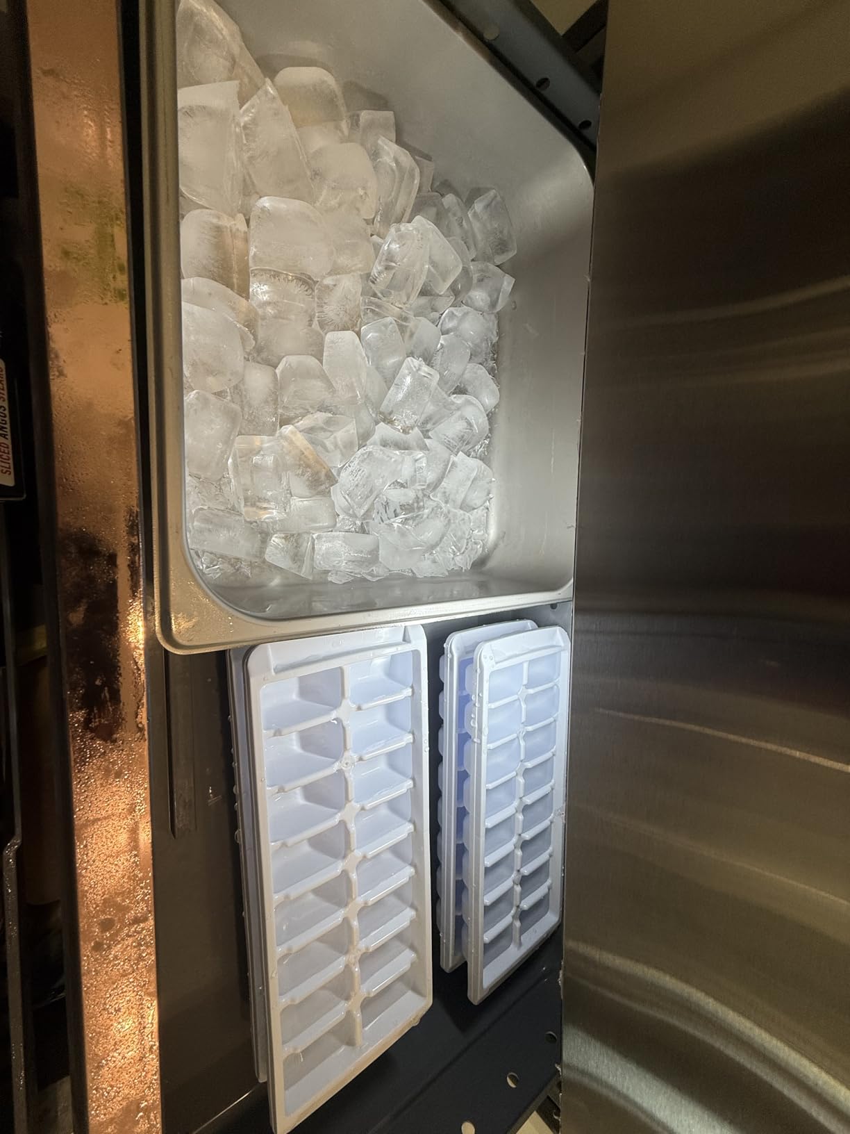 Easy Release White Ice Cube Tray, 16 Cube Trays (Pack of 4) (4 Pack - 64 Cubes) customer photo 1