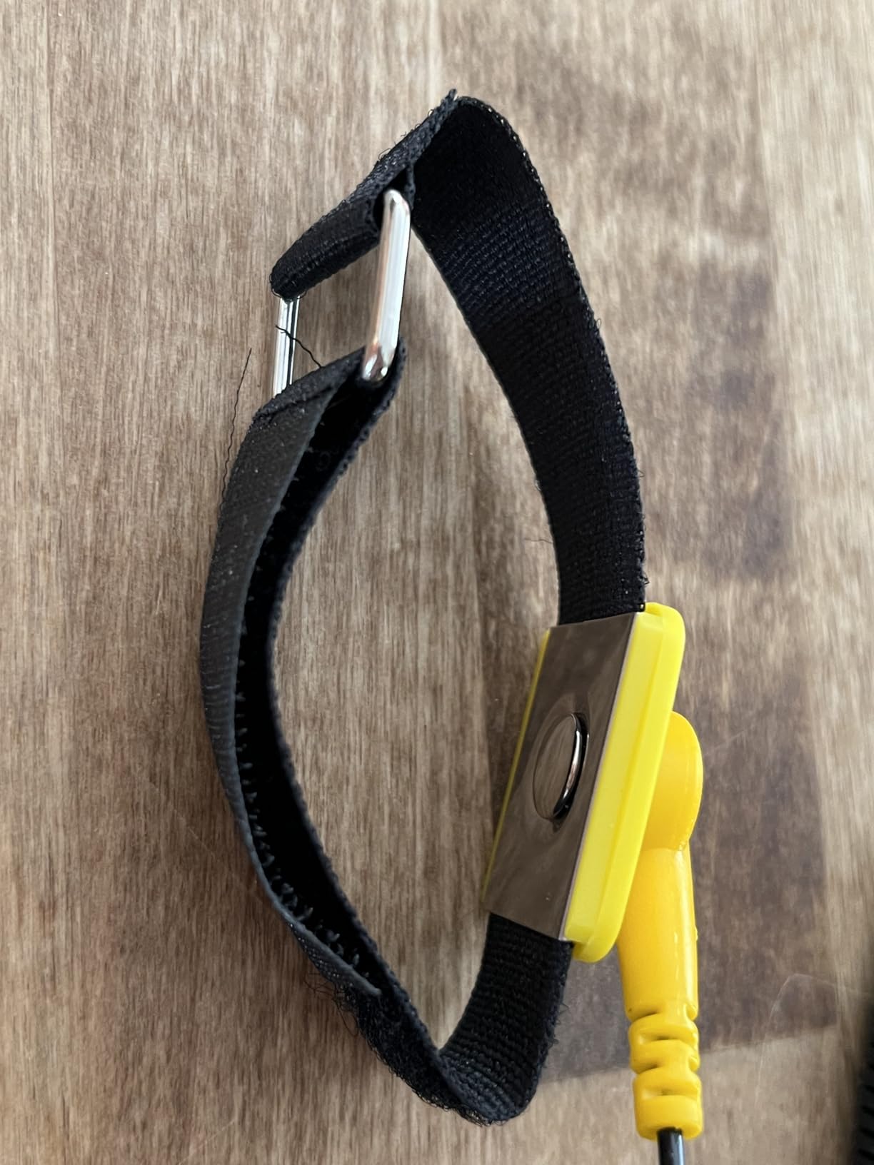 Kingwin Anti Static Wrist Strap Yellow Adjustable ESD Wrist Band with Grounding Cord Bracelet for PC Building, Electronics Repair, Computer Assembly, Laptop, DIY Tech, Static Electricity Protection customer photo 1