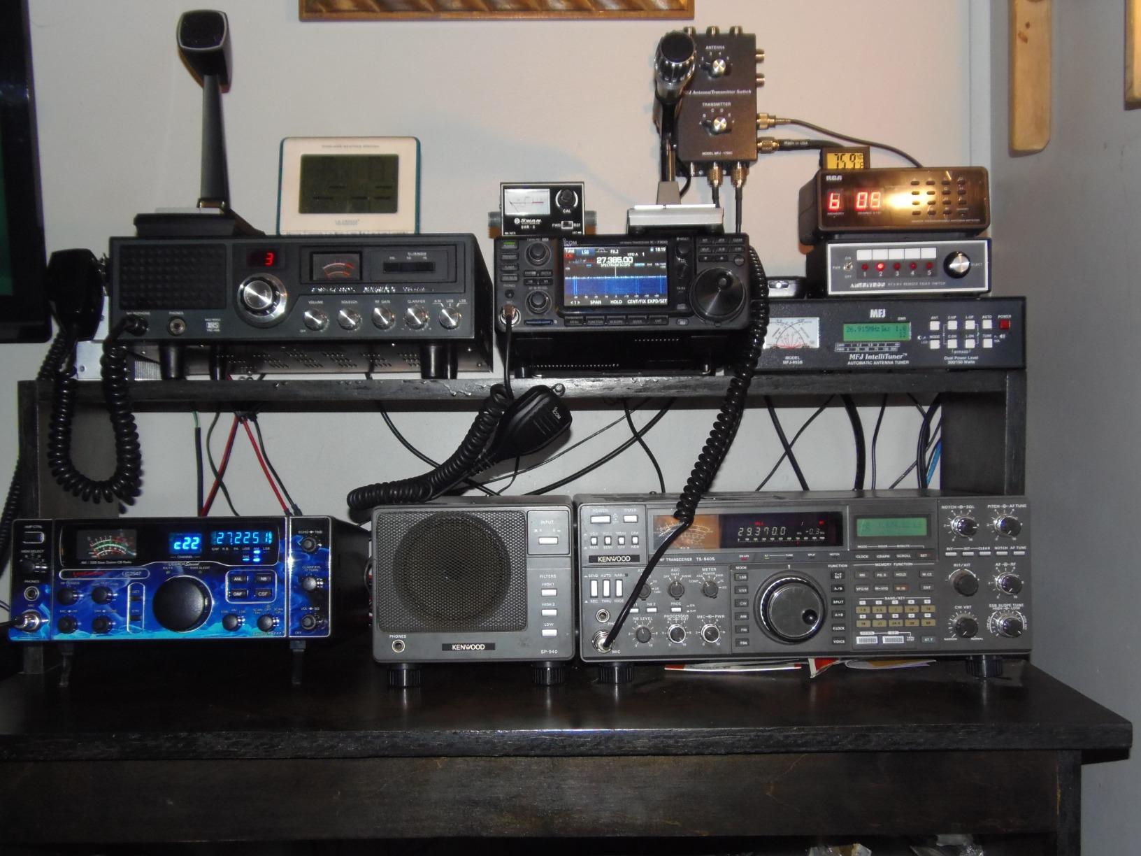 Icom IC-7300 HF/50MHz 100W SDR Base Transceiver with Direct Sampling customer photo 2