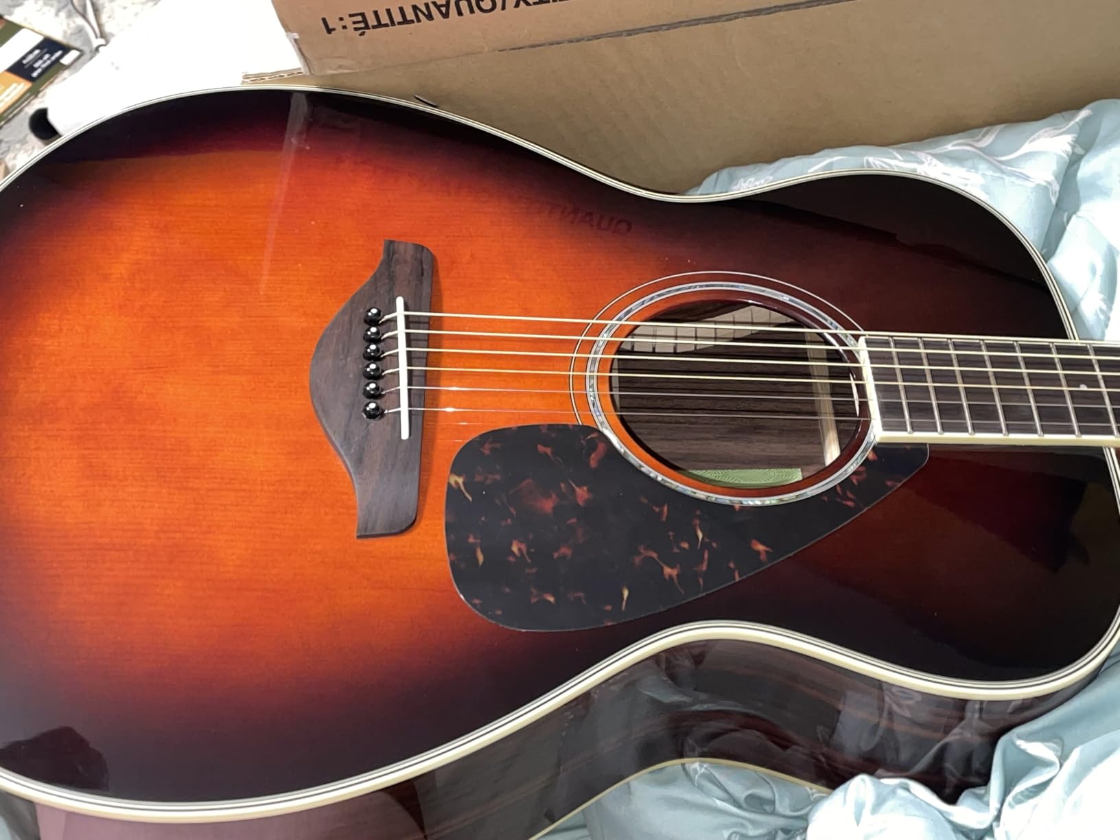 Yamaha FG830 Solid Top Acoustic Guitar, Autumn Burst customer photo 1