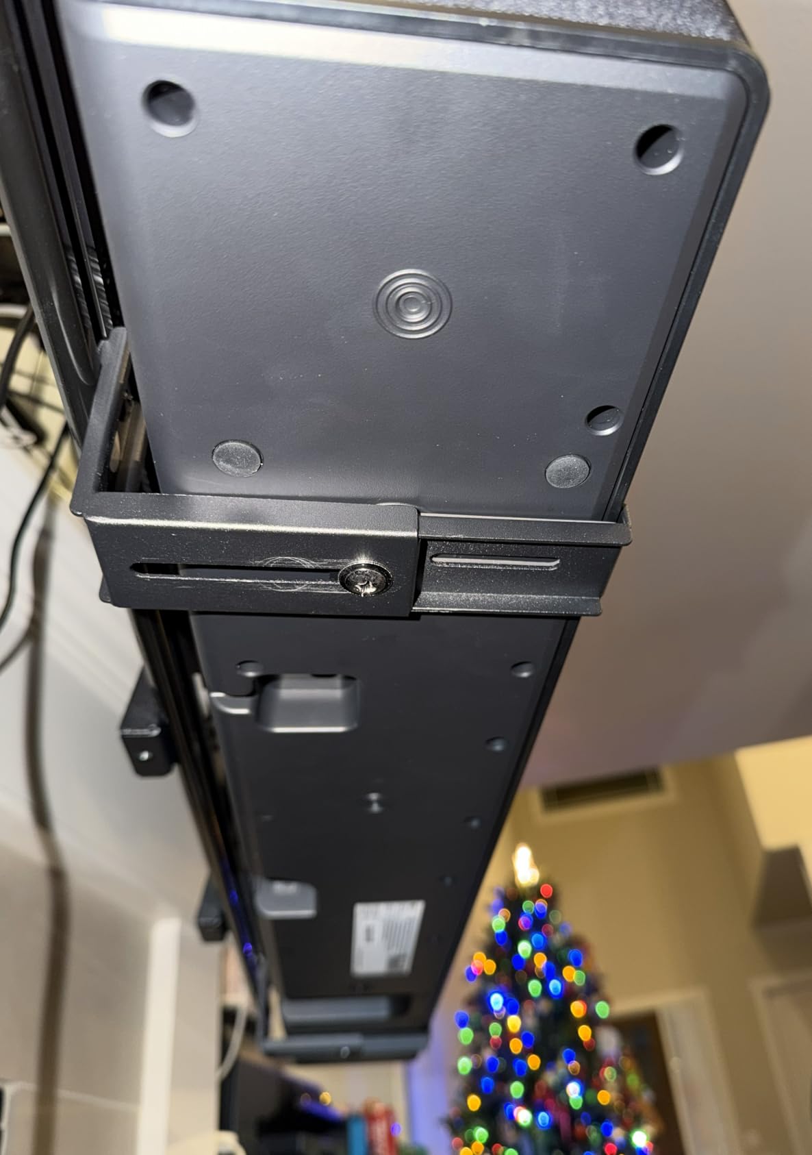 Mounting Dream Soundbar Mount Bracket for Mounting Above or Under TV Fits Most of Sound Bars Up to 15 Lbs, with Detachable Long Extension Plates MD5420 customer photo 2