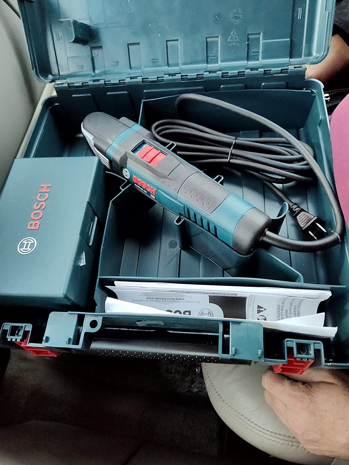 BOSCH GOP40-30C StarlockPlus Oscillating Multi-Tool Kit (32 Accessories & Case) - 4.0 Amp Motor, 20,000 Oscillations per Minute, Variable-Speed Dial - For Flush Cuts, Sanding, and Grinding customer photo 2