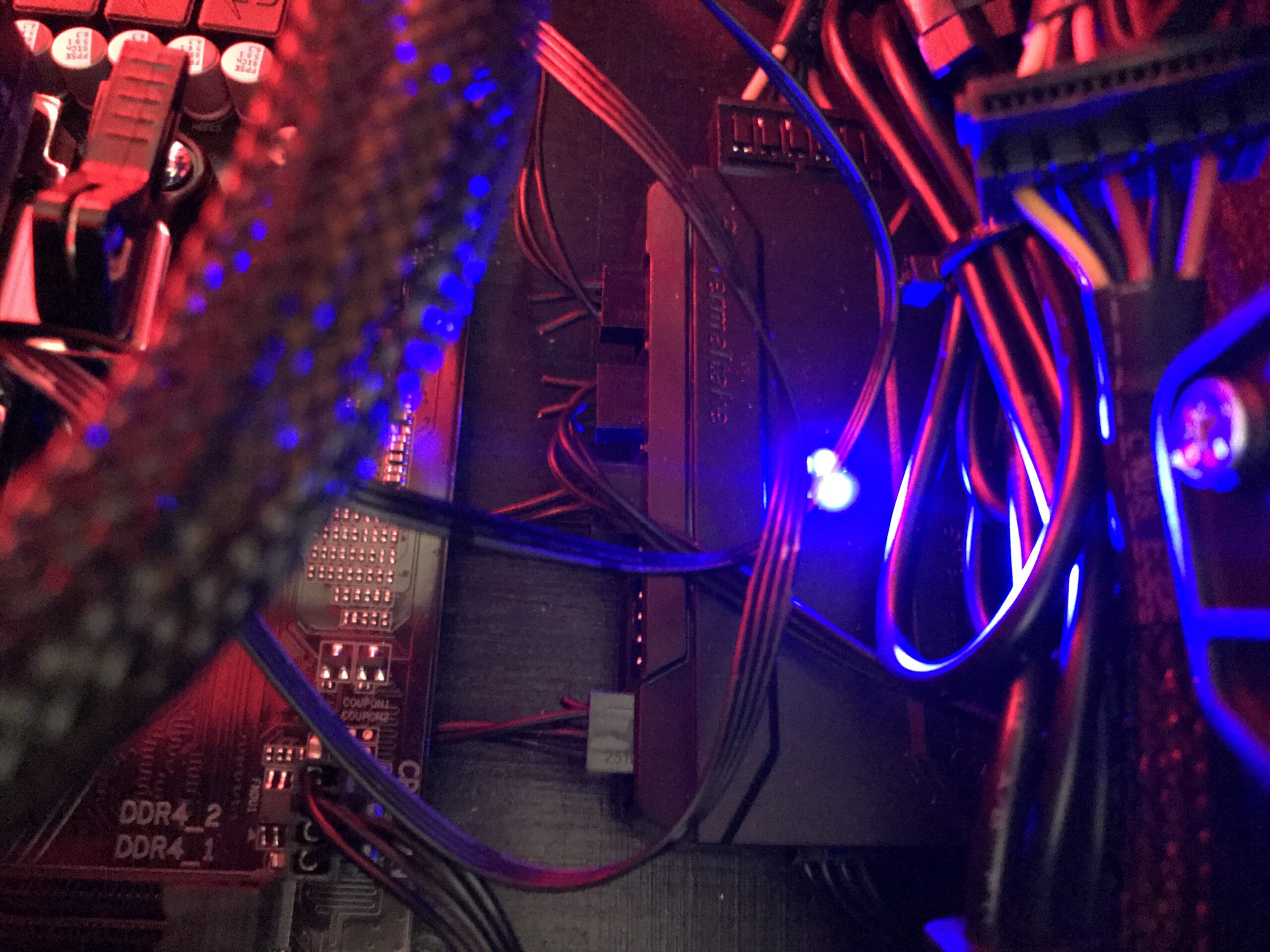 Thermaltake Commander FP SATA Powered 10 Port 4-Pin PWM Fan Hub AC-023-AN1NAN-A1 customer photo 1