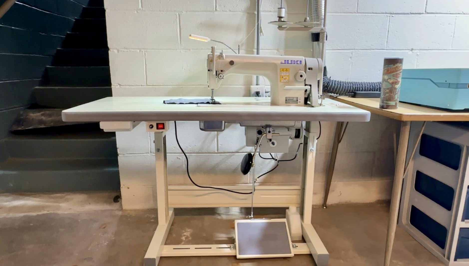 Juki DDL-8700-H Industrial Straight Stitch Sewing Machine, K.D table & Servo Motor DIY customer photo 2