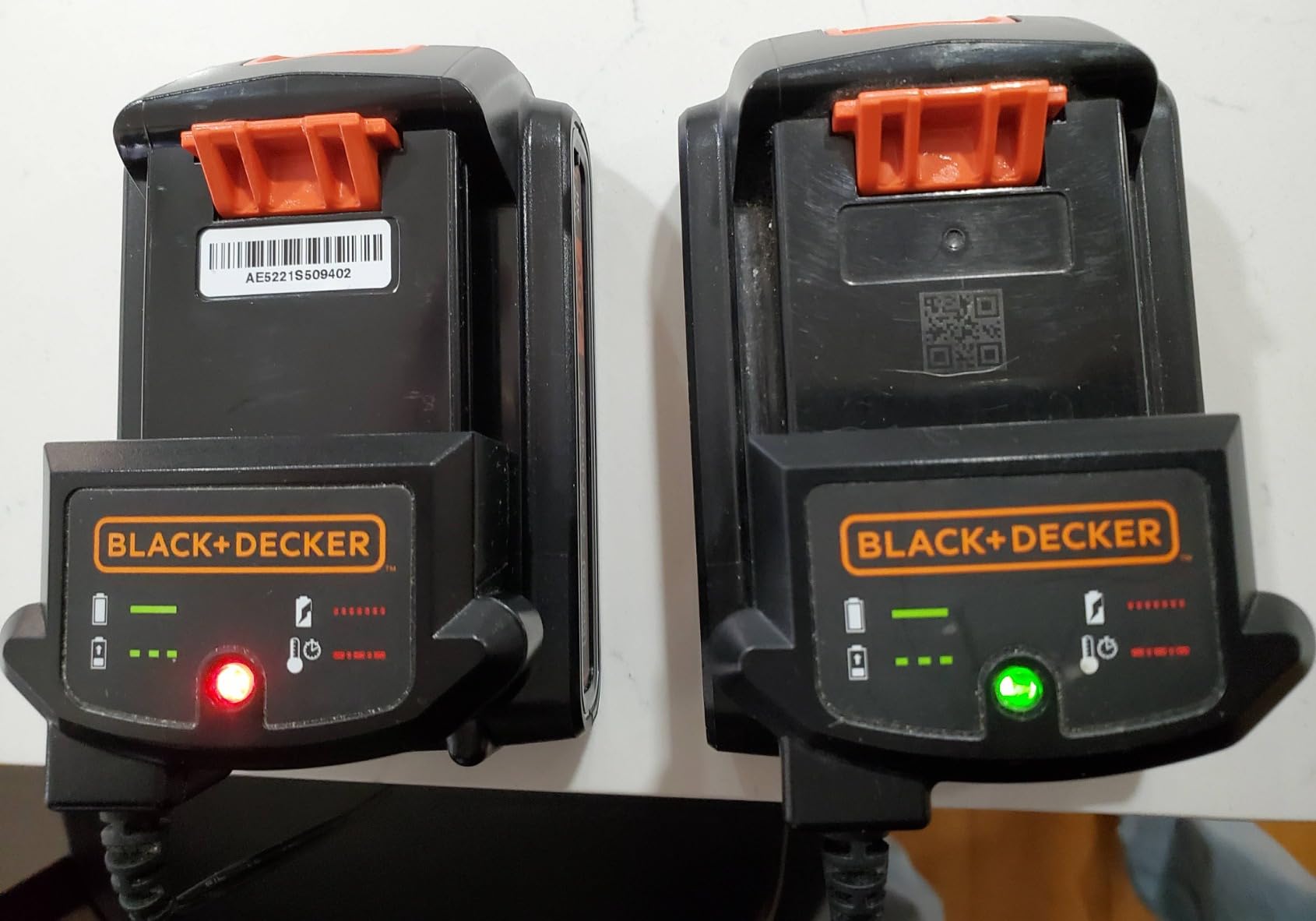 BLACK+DECKER 20V MAX Power Tool Combo Kit, 4-Tool Cordless Power Tool Set with 2 Batteries and Charger (BD4KITCDCRL) customer photo 2