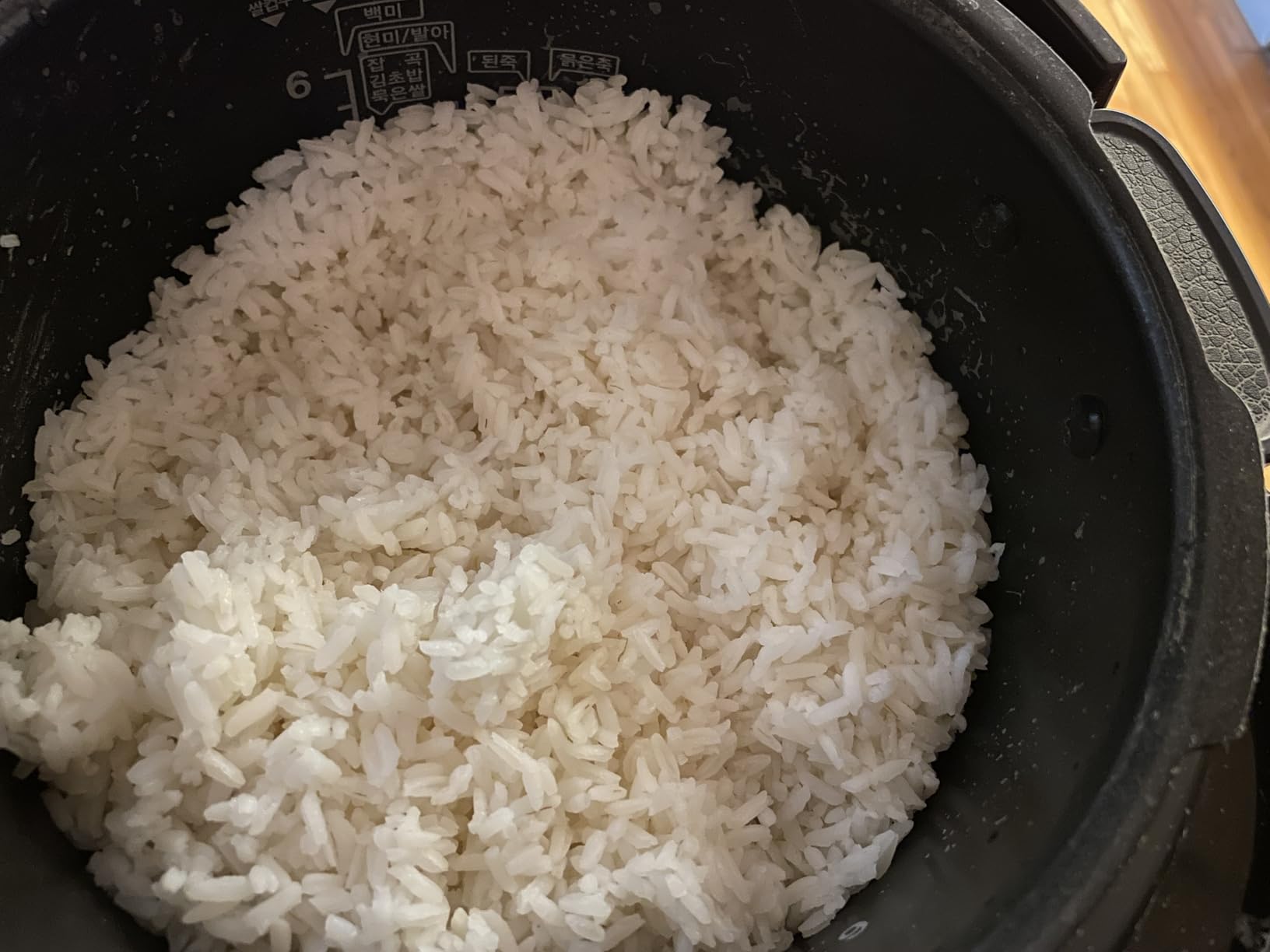 CUCKOO High Pressure Rice Cooker 6-Cup Uncooked / 12-Cup Cooked with Nonstick Inner Pot, Versatile Rice Maker with 12 Menu Options and Steam Plate, Fuzzy Logic Tech, Voice Guide, Black (CRP-P0609S) customer photo 2