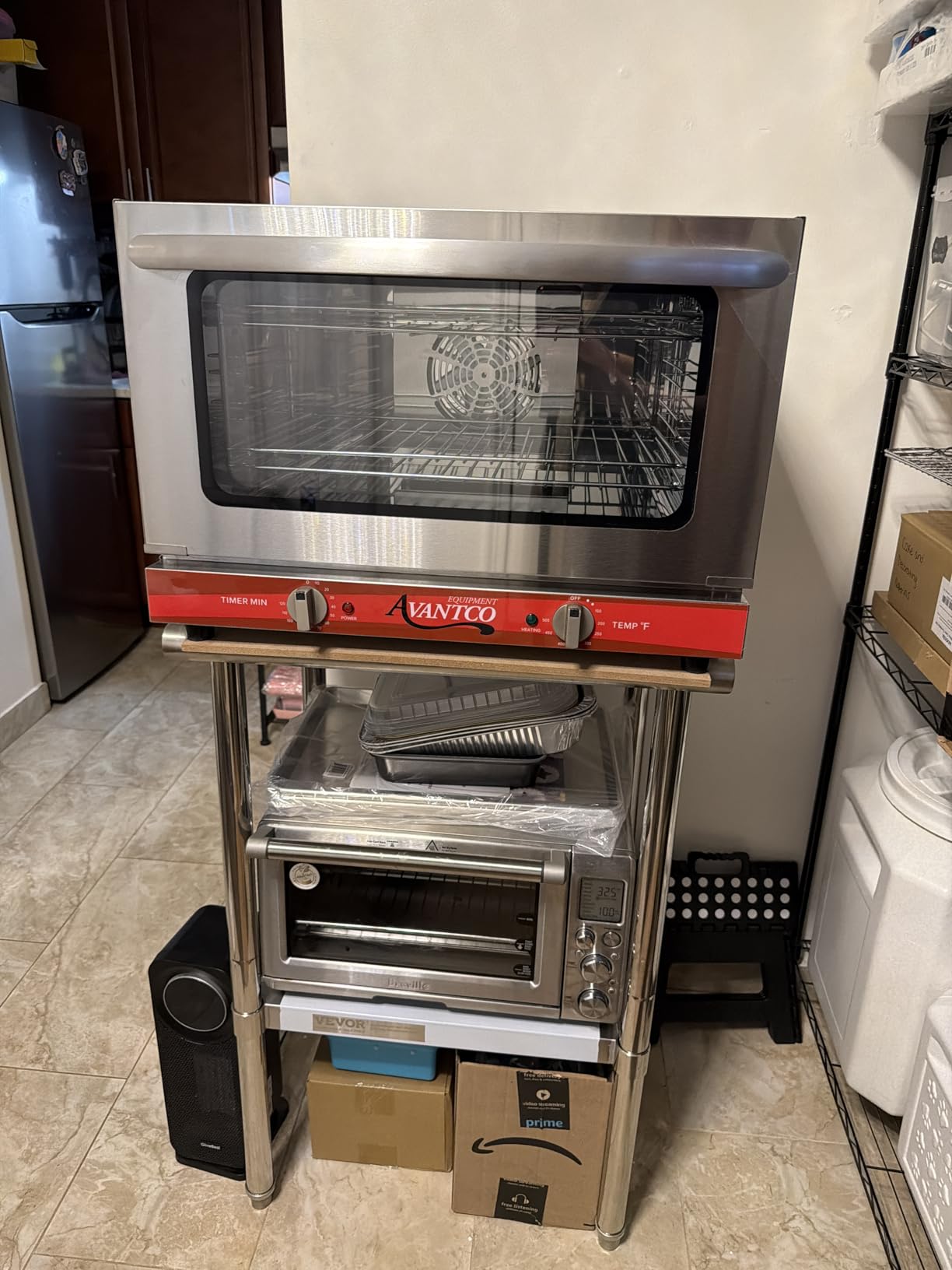 Avantco CO-16 Half Size Countertop Convection Oven, 1.5 Cu. Ft. - 120V, 1600W customer photo 1