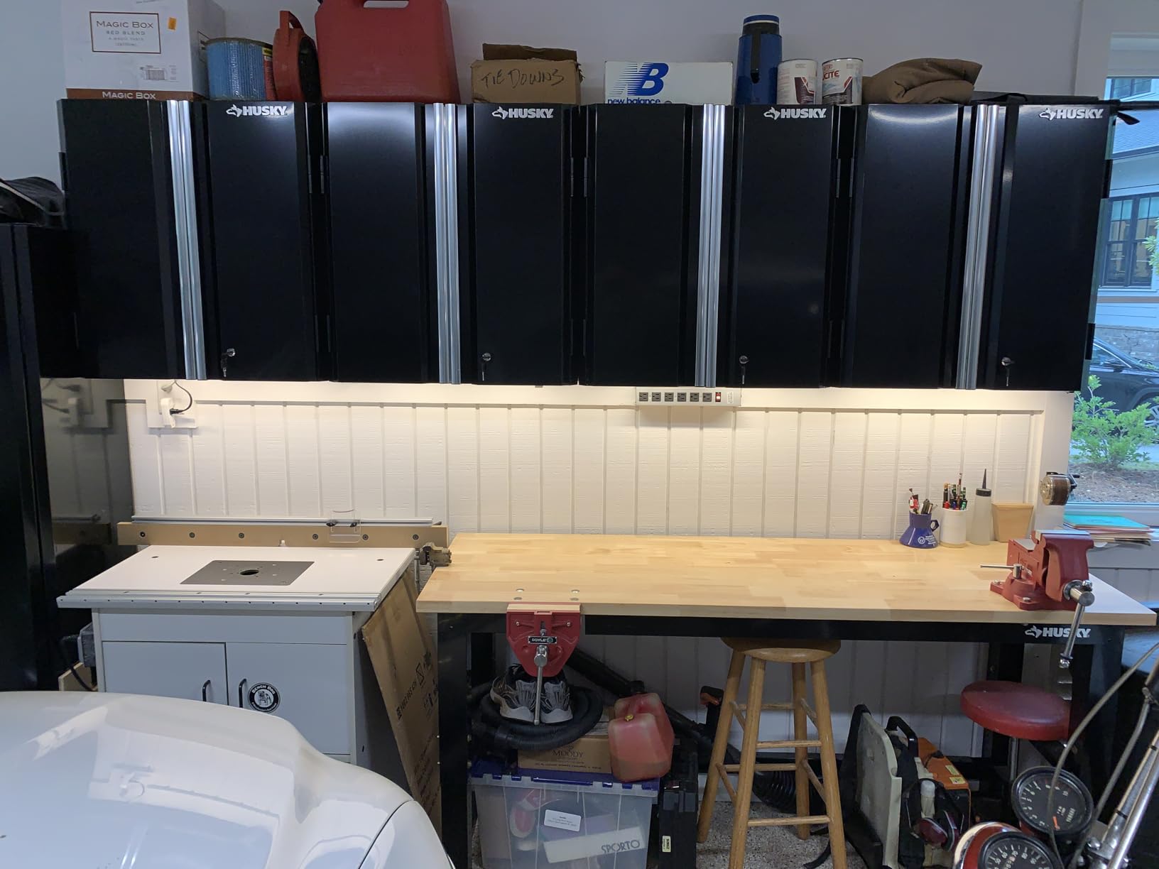 Under Cabinet LED Lighting Kit Plug in or Hardwired, 6 pcs 12 Inches Light Strips, 2000 Lumen, Super Bright, for Kitchen Counter, Closet, Shelf Lights, 31W, Warm White (6 Bars) customer photo 1