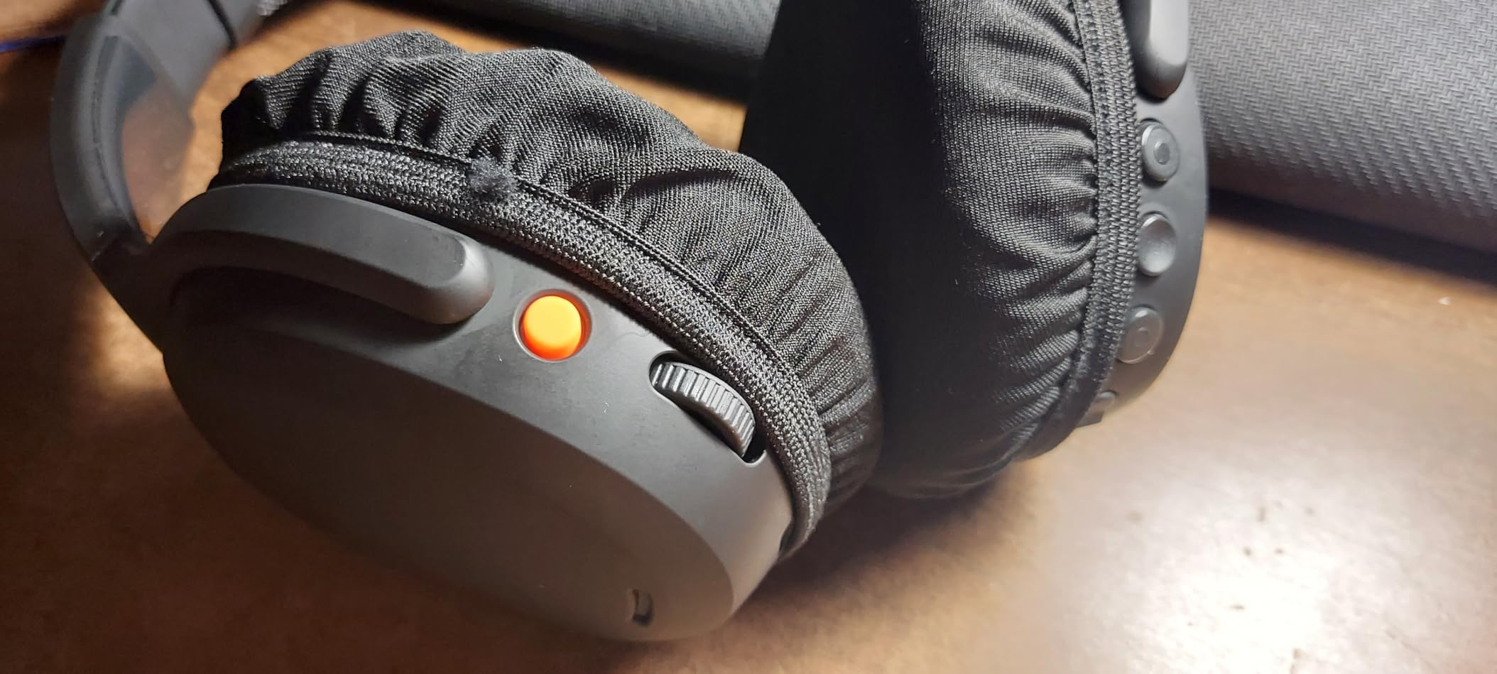 Geekria 2 Pairs Flex Fabric Headphones Ear Covers - Product Safety Certified - Washable & Stretchable Earcup Protectors for Over-Ear Headsets, Sweat Pads for Gym, Gaming (Size M, Black) customer photo 2