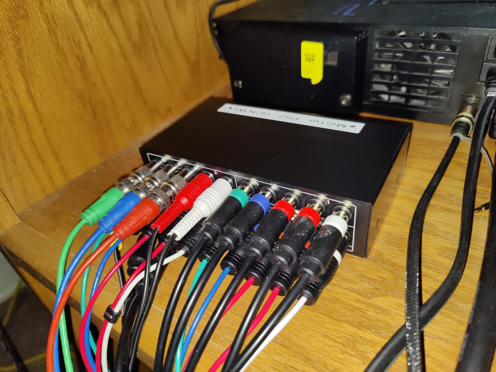 Linkstyle 3 in 1 Out Component AV Video Switch Box 1080P, 3 Way Composite 3 RCA AV Splitter RGB Selector Video Audio Switch Converter, for Xbox 360 Wii PS3 PS1 PS1 SNES DVD/VCD/STB/TV/HDTV customer photo 1