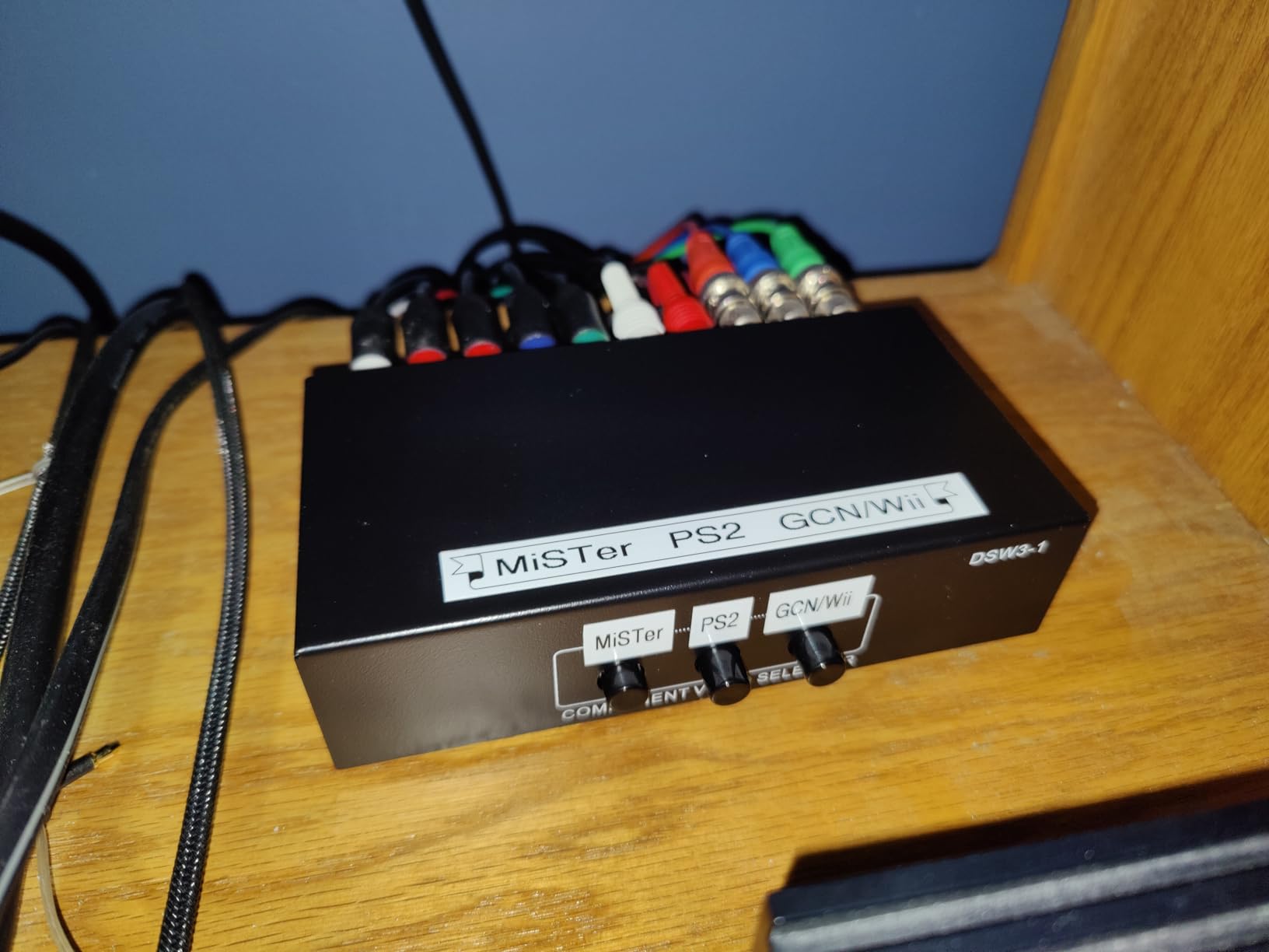 Linkstyle 3 in 1 Out Component AV Video Switch Box 1080P, 3 Way Composite 3 RCA AV Splitter RGB Selector Video Audio Switch Converter, for Xbox 360 Wii PS3 PS1 PS1 SNES DVD/VCD/STB/TV/HDTV customer photo 2