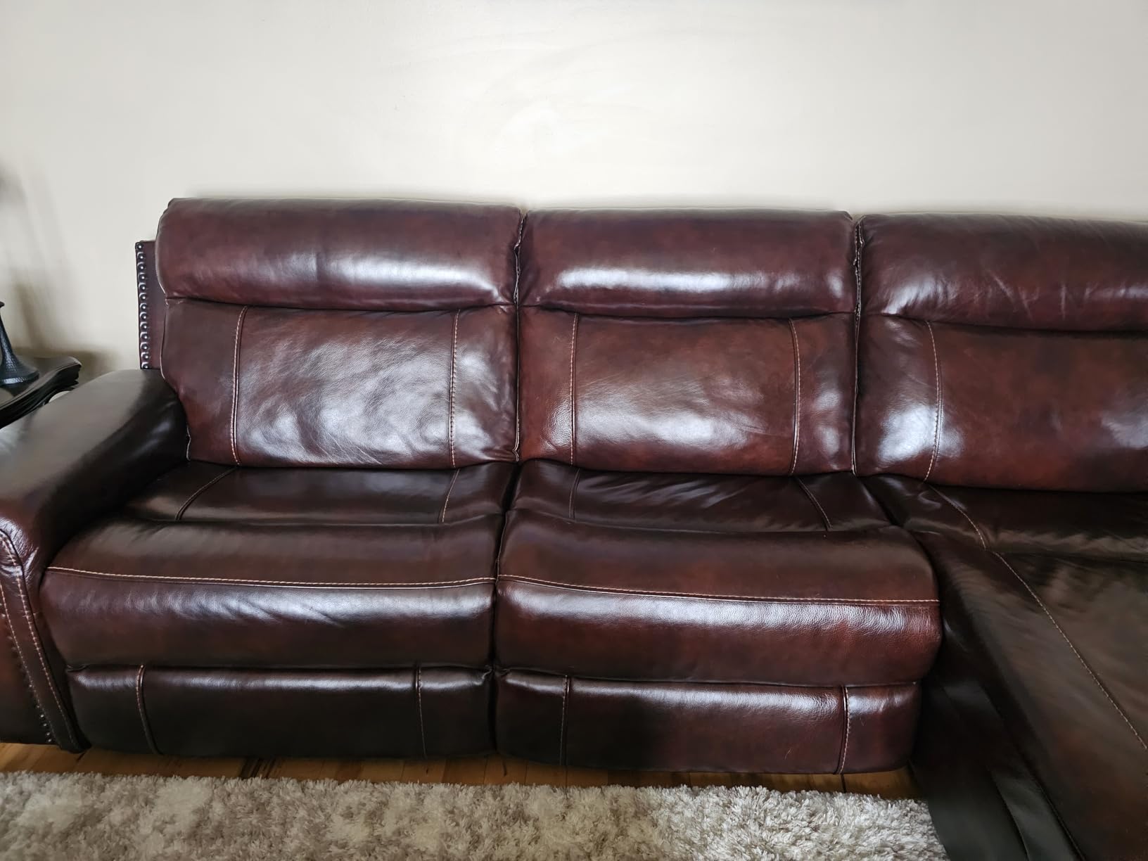 Chemical Guys Leather Quick Detailer - Interior Cleaner and Conditioner for Natural, Synthetic, Pleather, and More, Safe for Car Seats, Furniture, Apparel, Shoes & Boots, Leather Scented - 16 fl oz customer photo 1