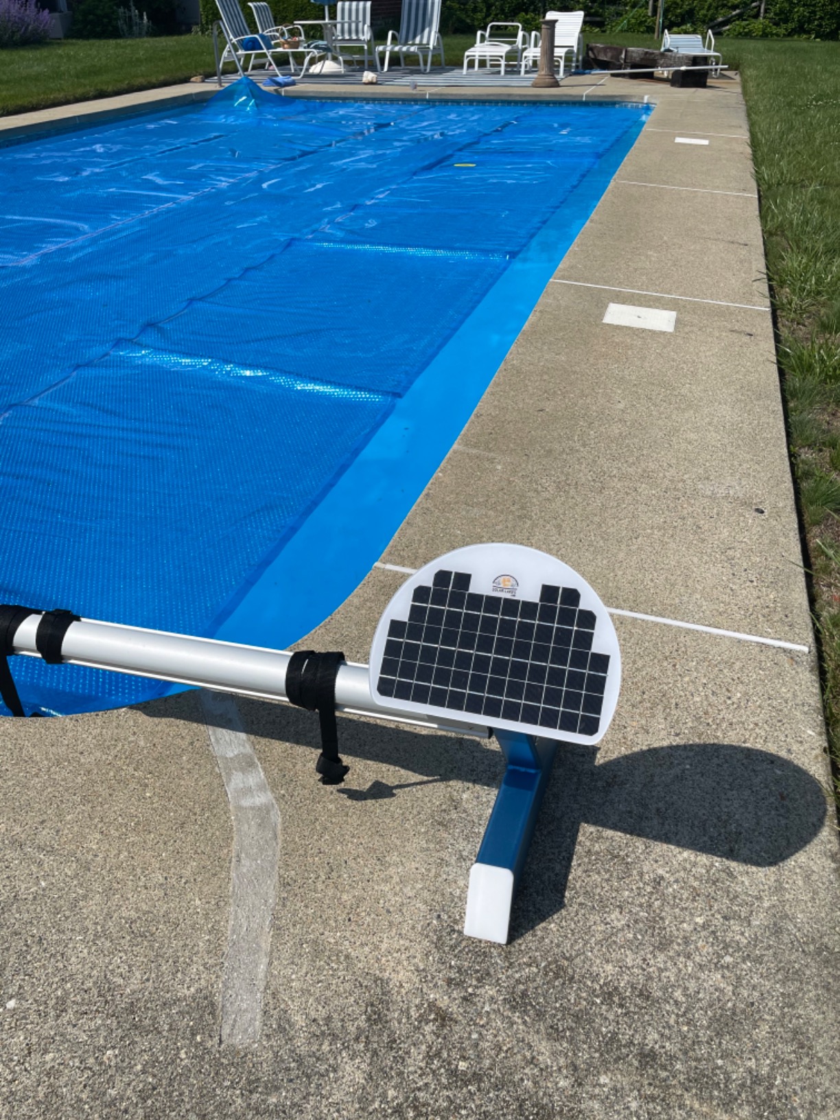 Automatic Solar Blanket Cover Reel/Roller - Remote Controlled, Solar Battery Charged/Powered, Motorized Units for 20x44' in-ground Swimming Pools customer photo 1