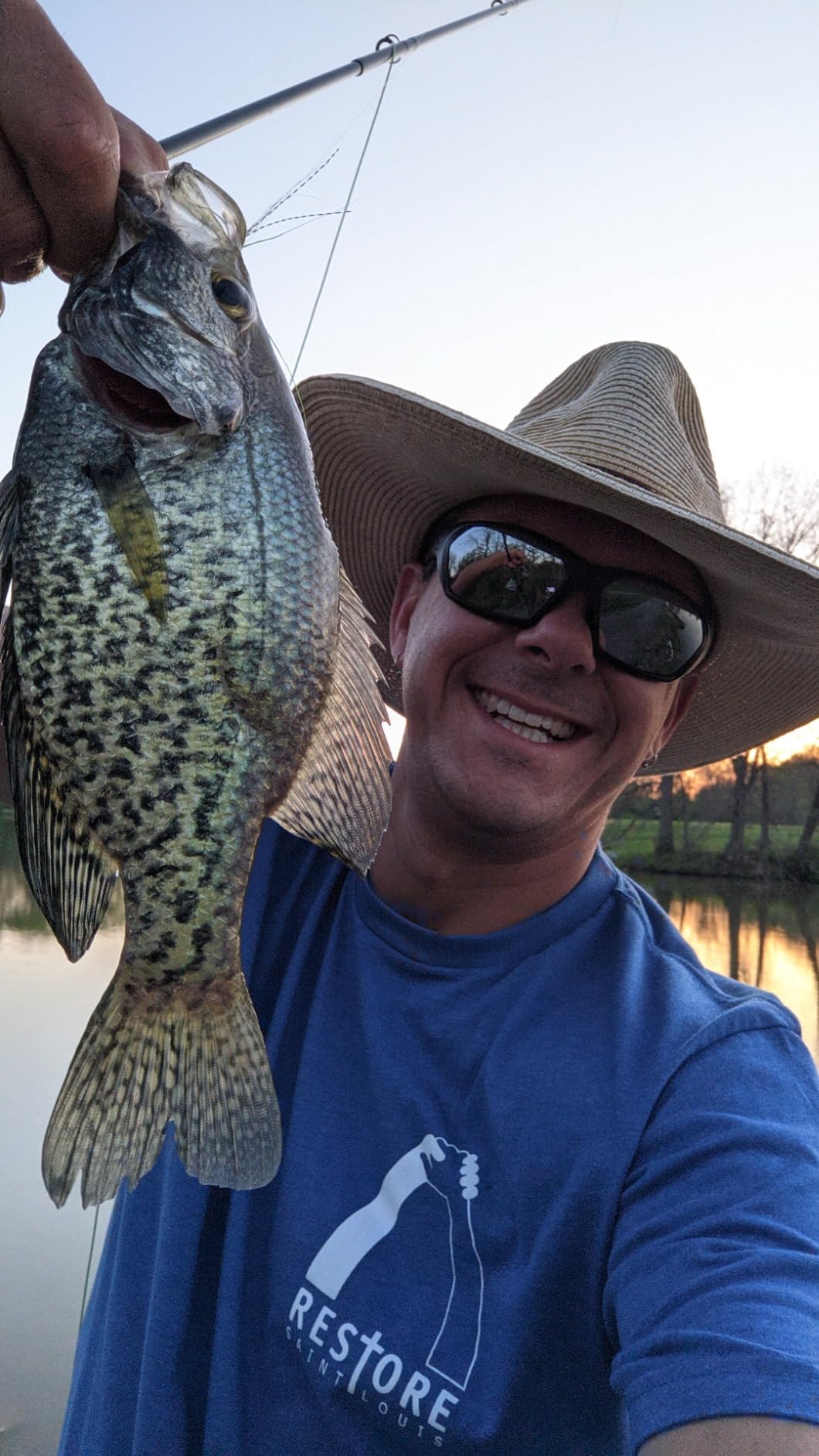 M MAXIMUMCATCH Maxcatch Extreme Fly Fishing Combo Kit 3/5/6/8 Weight, Starter Fly Rod and Reel Outfit, with a Protective Travel Case customer photo 2