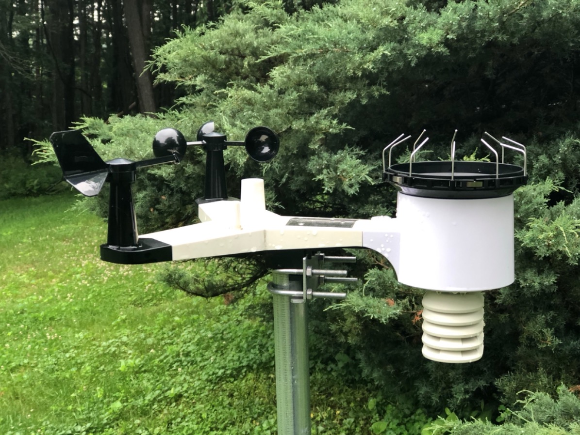Ambient Weather WS-2902 WiFi Smart Weather Station customer photo 1